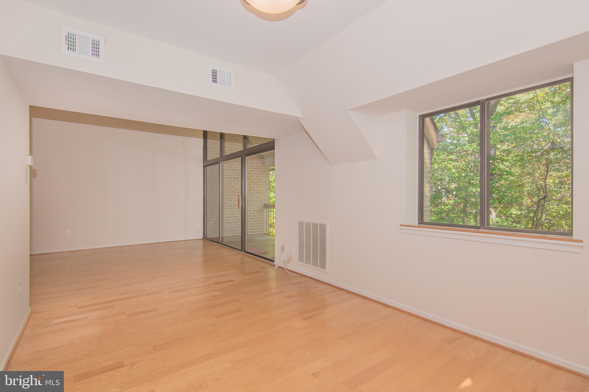 BENTANA PARK - Residential Lease