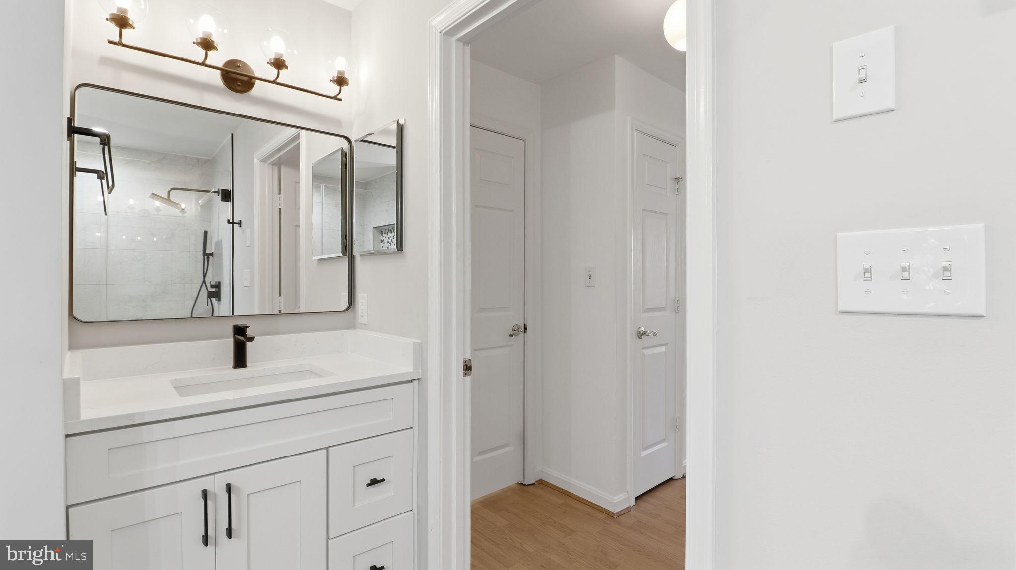 KENTLANDS RIDGE - Residential Lease