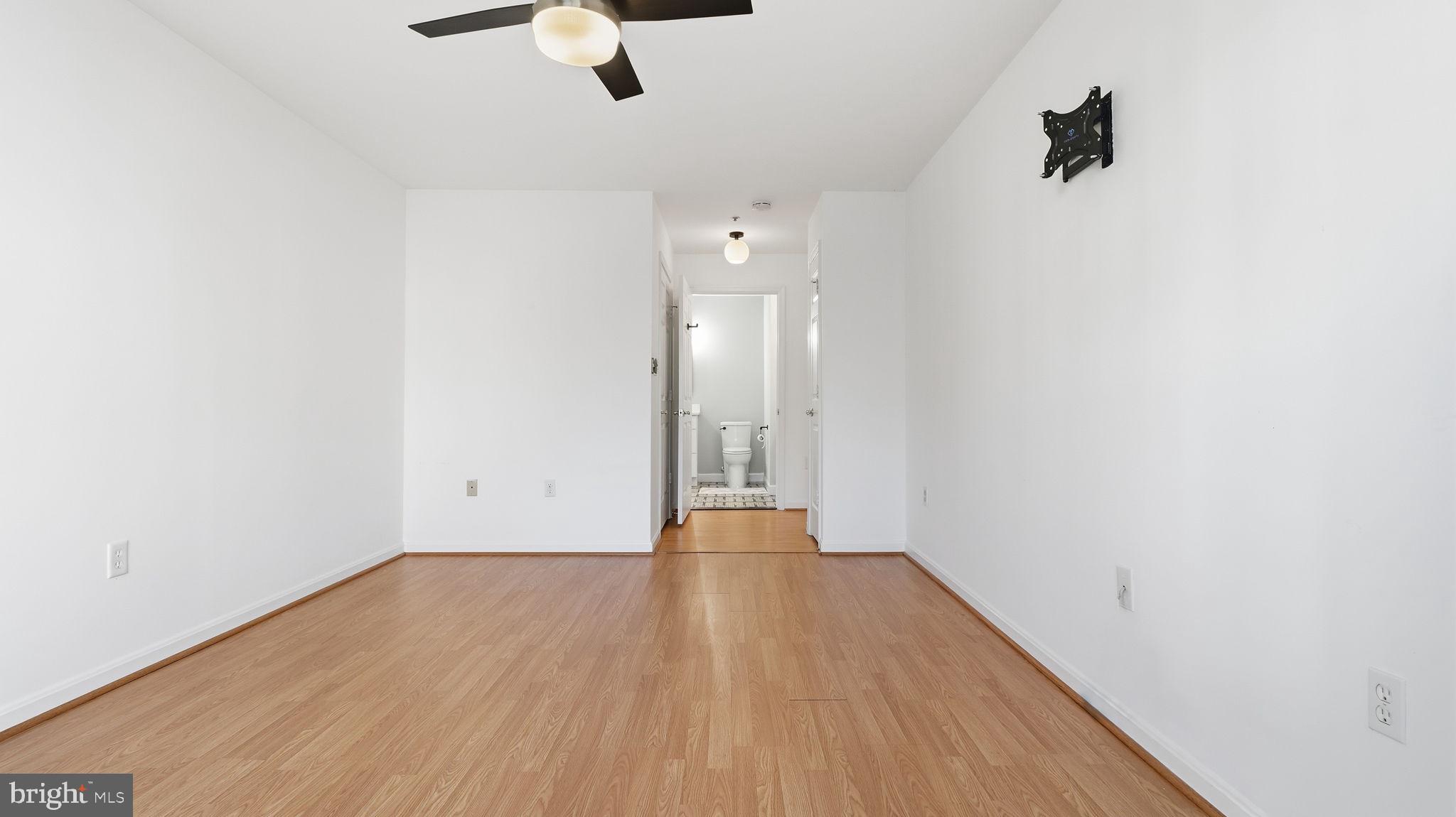 KENTLANDS RIDGE - Residential Lease