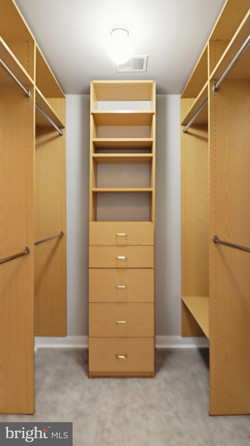 KENTLANDS RIDGE - Residential Lease