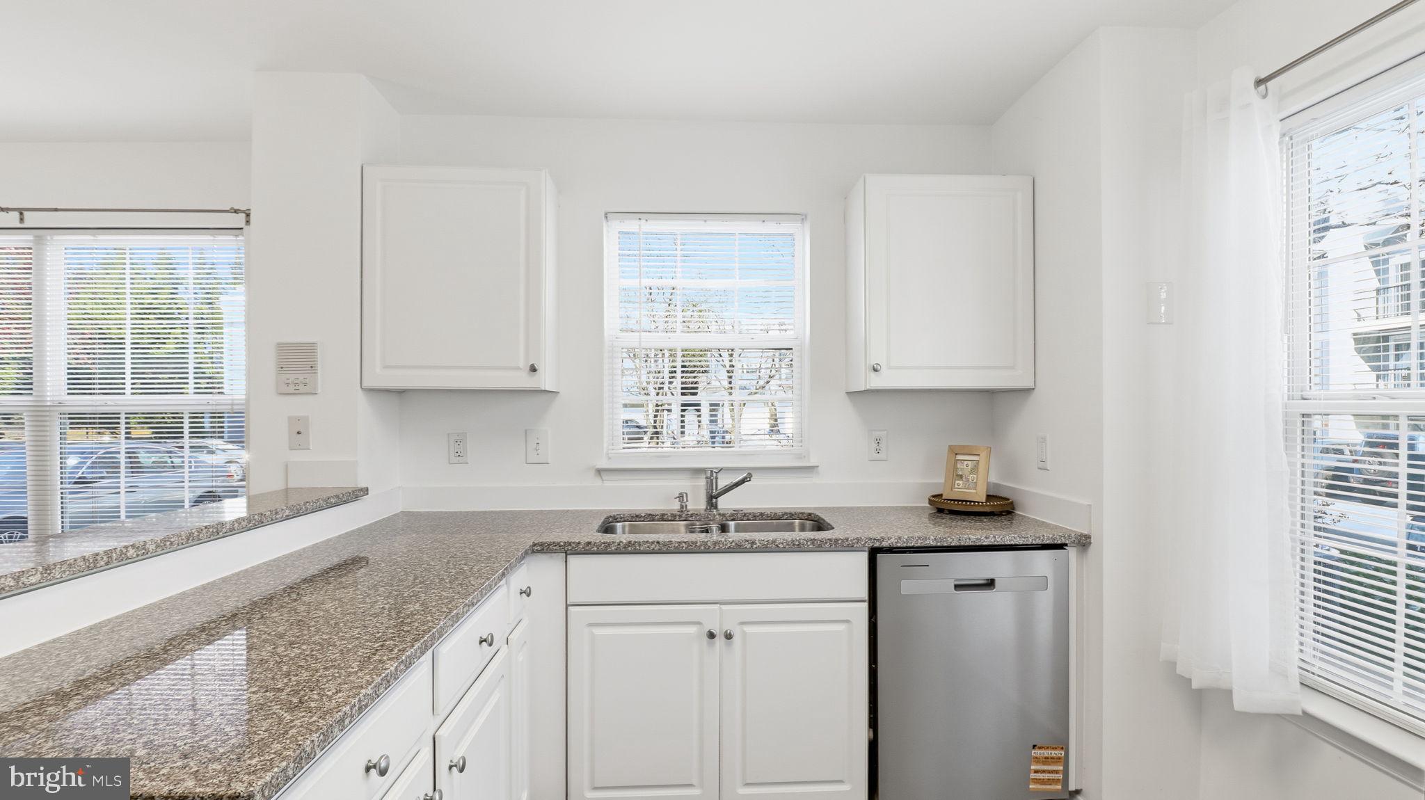 KENTLANDS RIDGE - Residential Lease