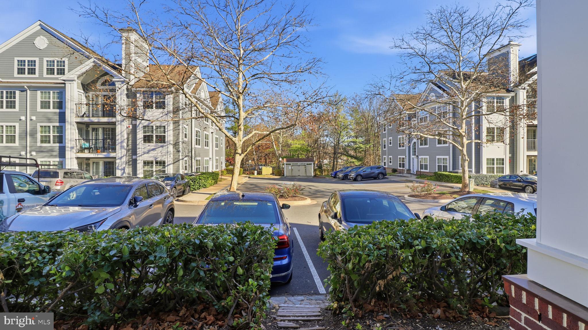KENTLANDS RIDGE - Residential Lease
