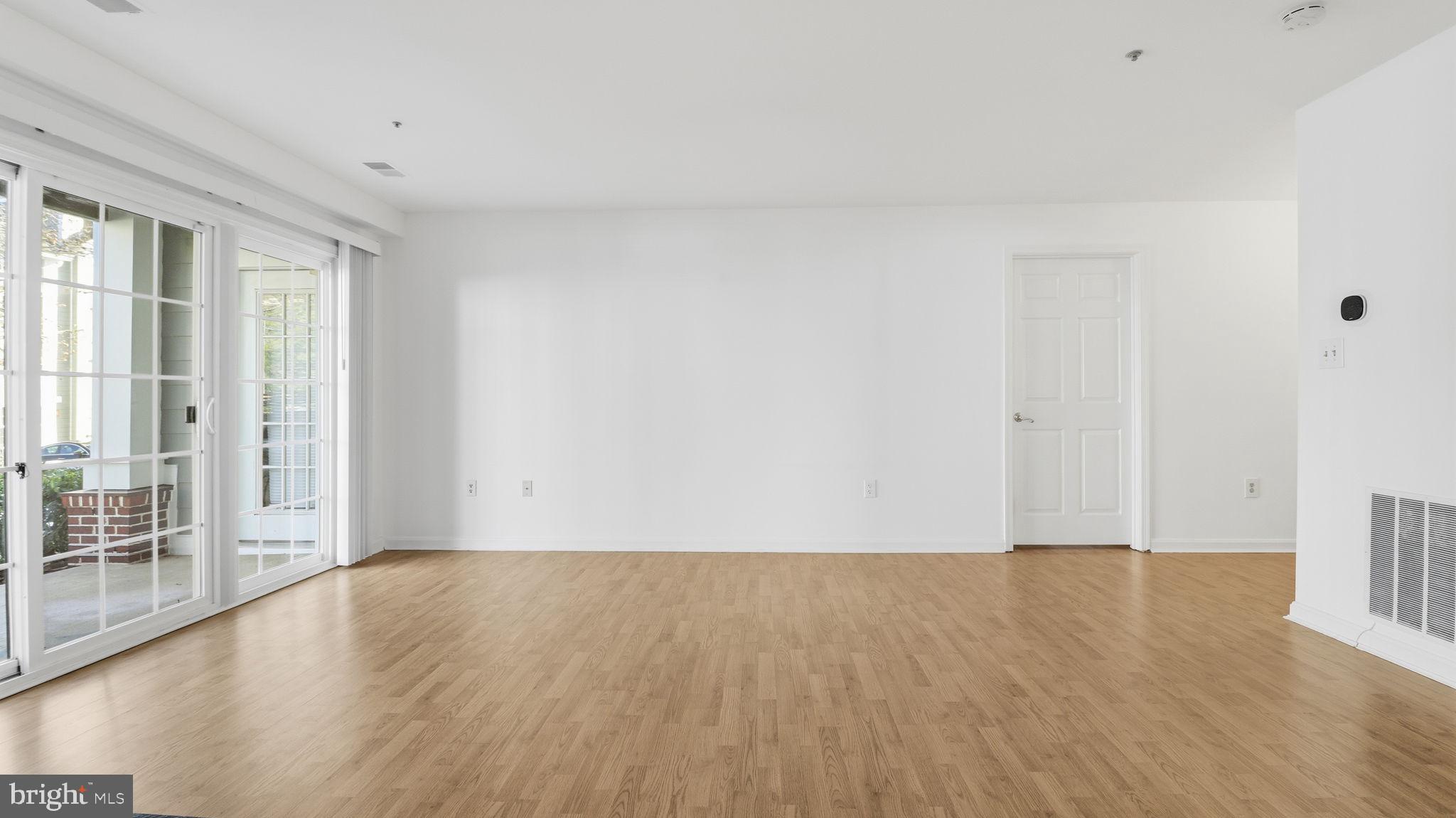 KENTLANDS RIDGE - Residential Lease