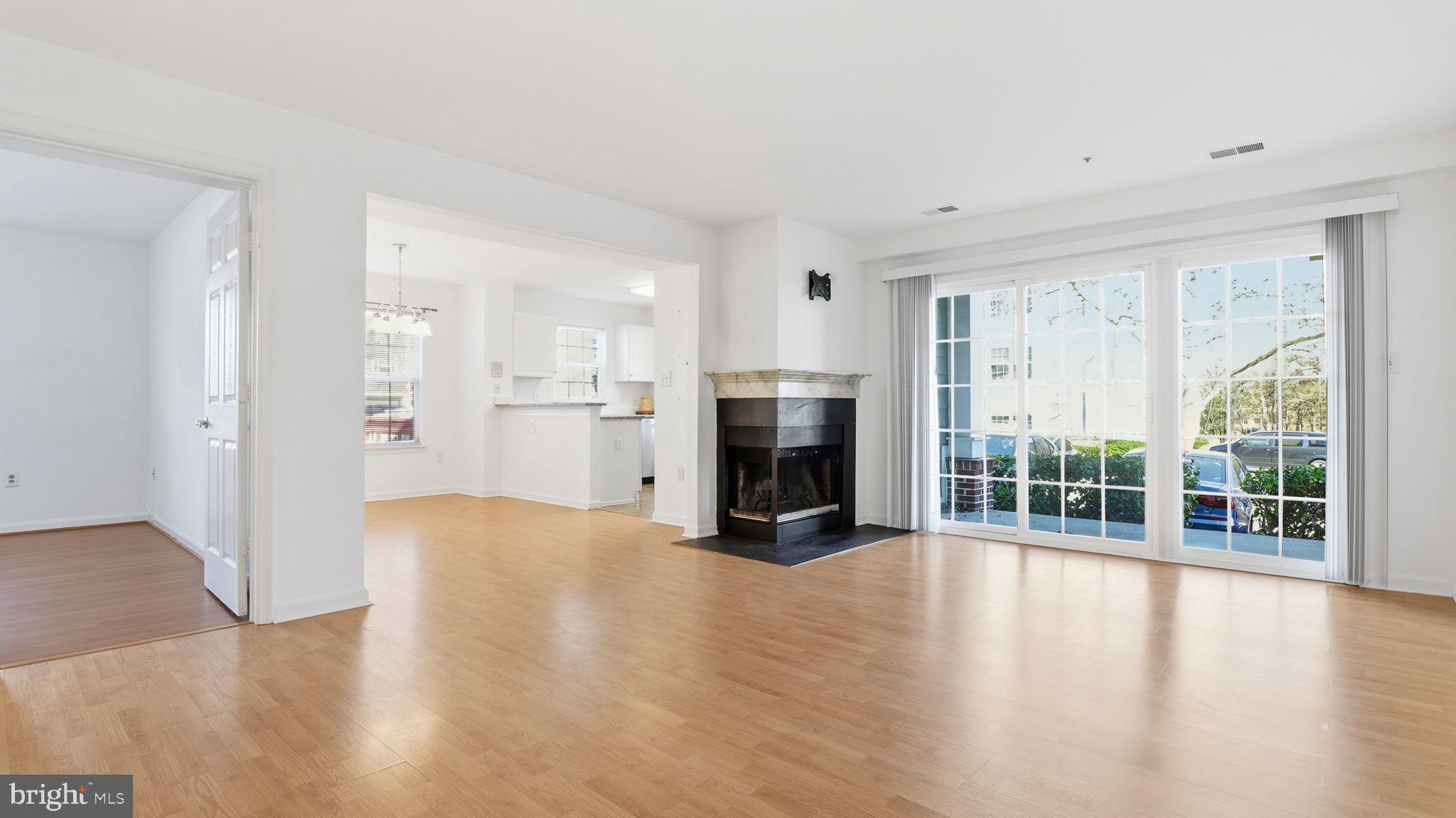 KENTLANDS RIDGE - Residential Lease