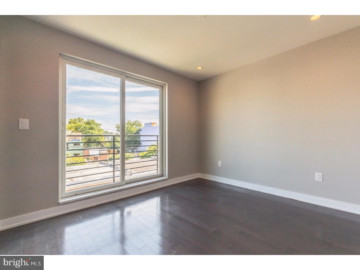 FAIRMOUNT - Residential Income