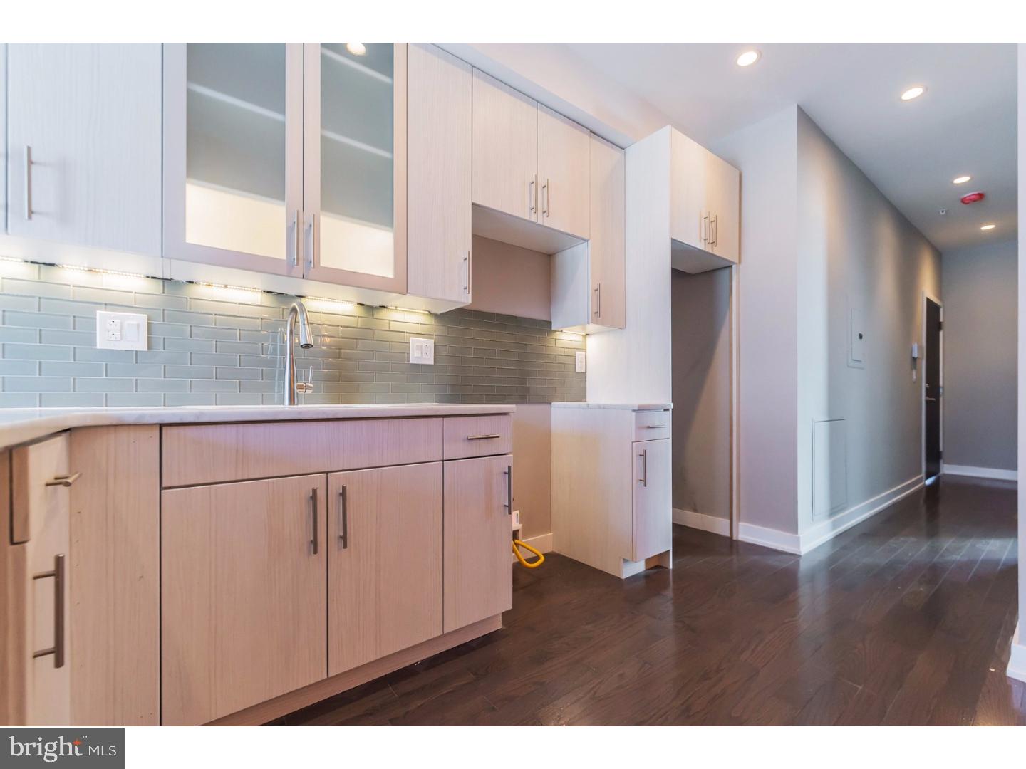 FAIRMOUNT - Residential Income