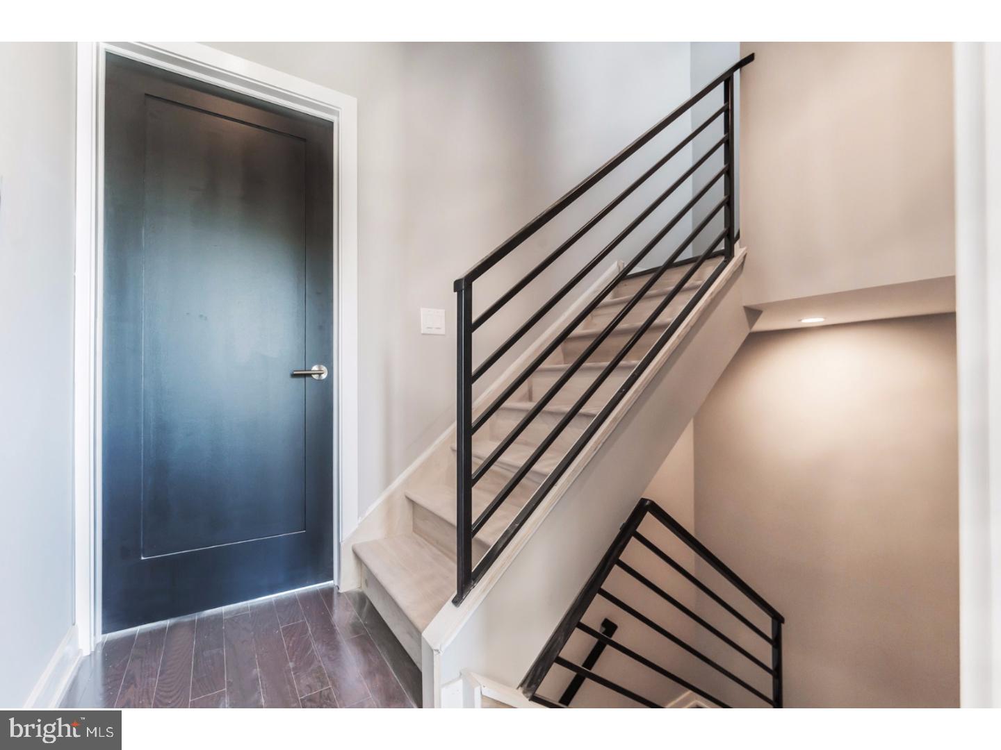 FAIRMOUNT - Residential Income