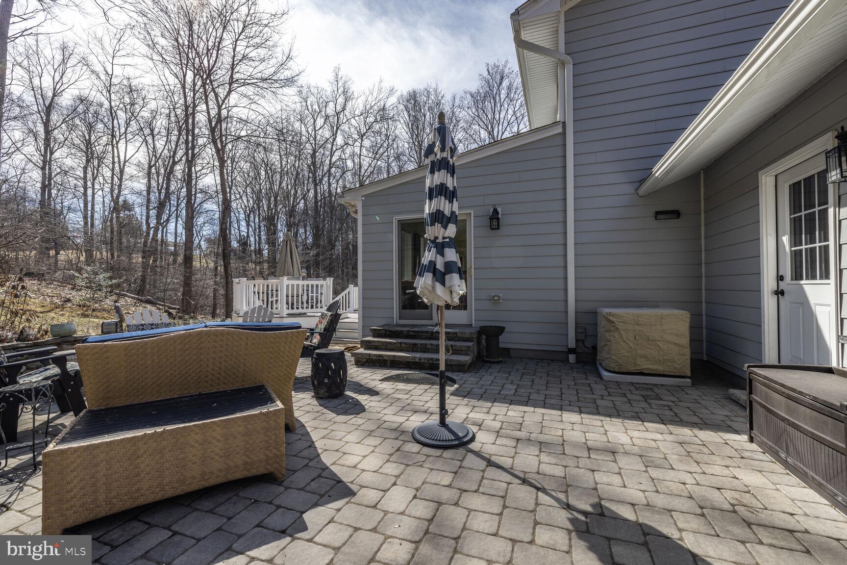 STRAWBRIDGE ESTATES - Residential