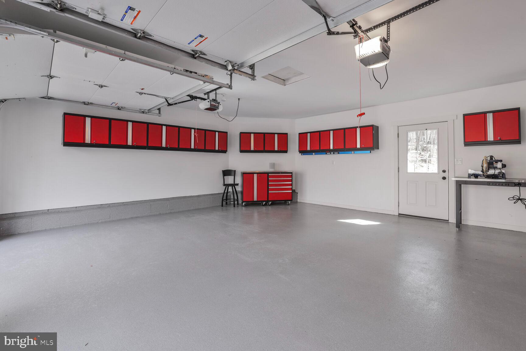 STRAWBRIDGE ESTATES - Residential