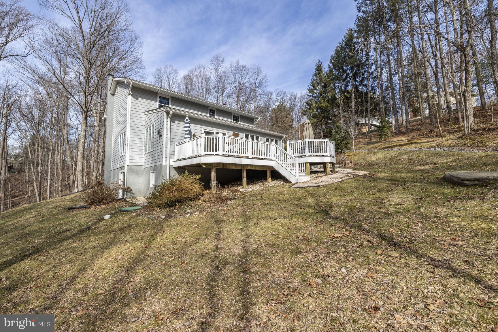 STRAWBRIDGE ESTATES - Residential