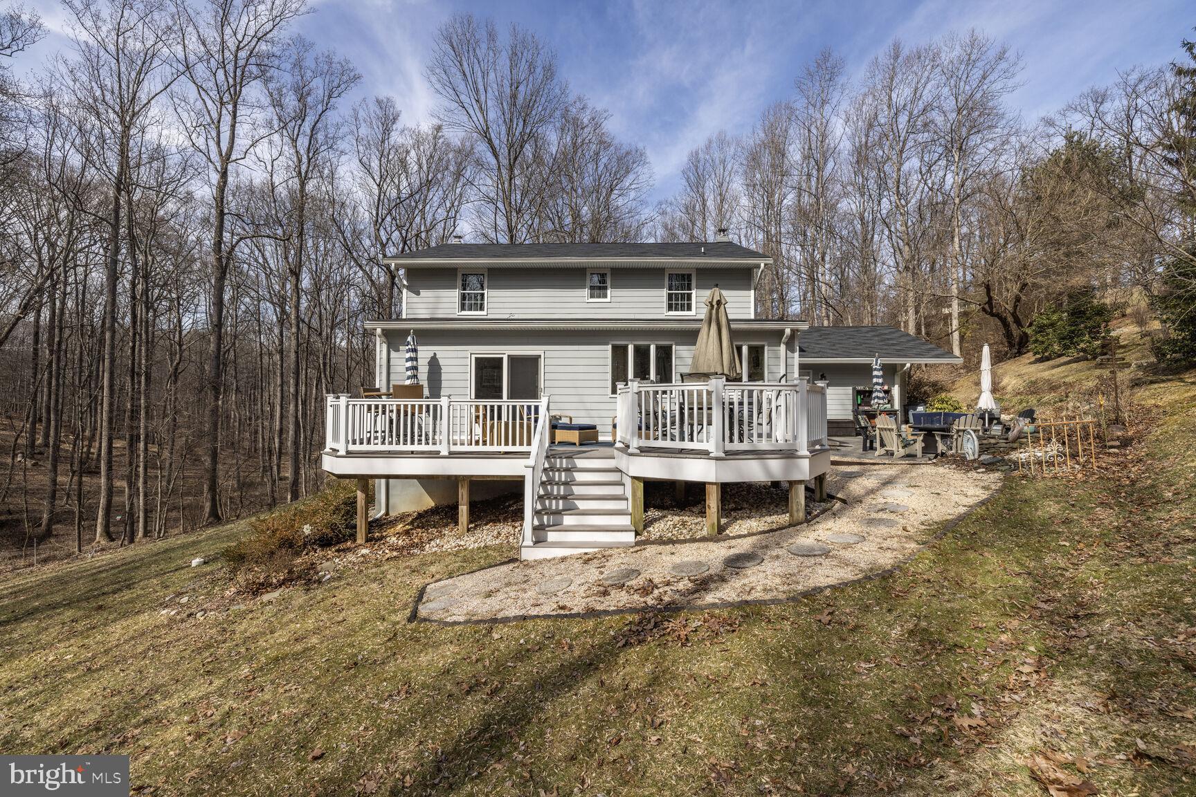 STRAWBRIDGE ESTATES - Residential