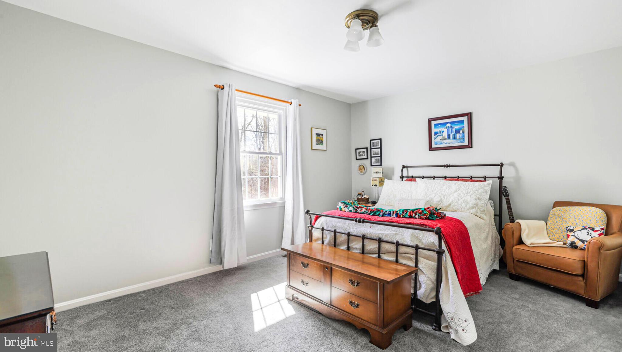 STRAWBRIDGE ESTATES - Residential