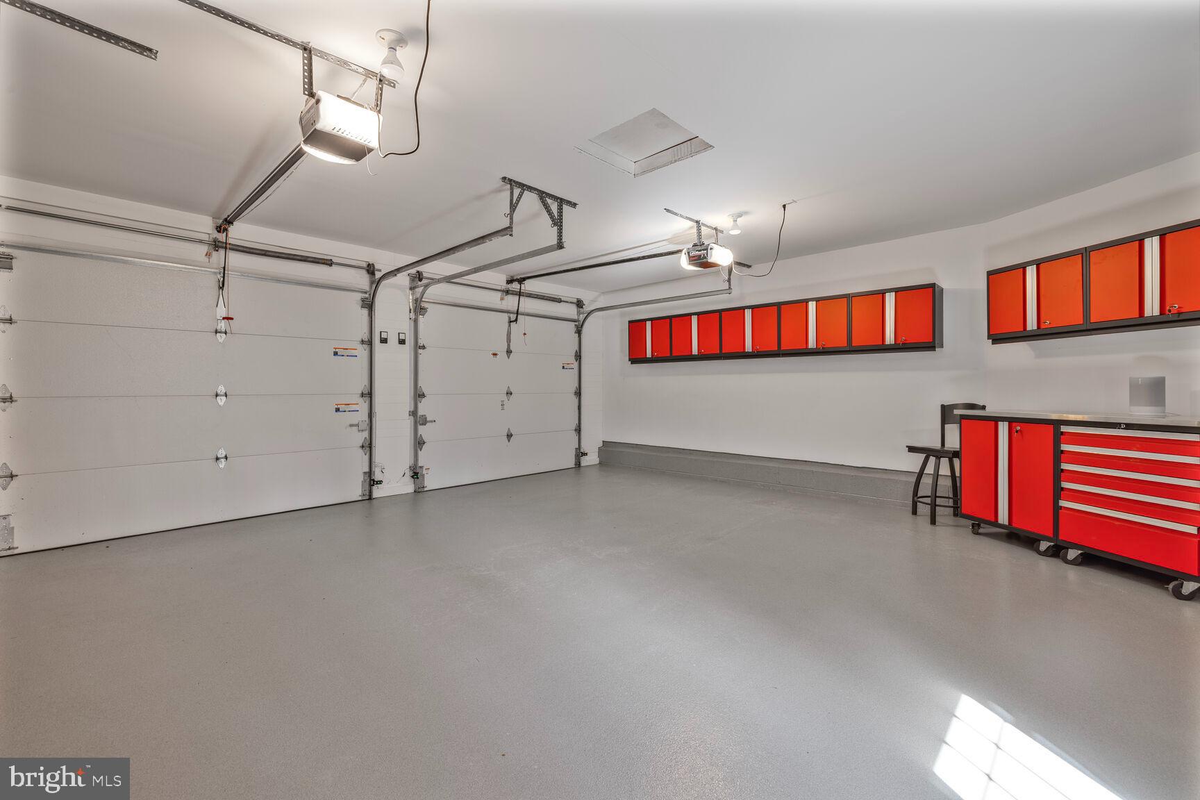 STRAWBRIDGE ESTATES - Residential