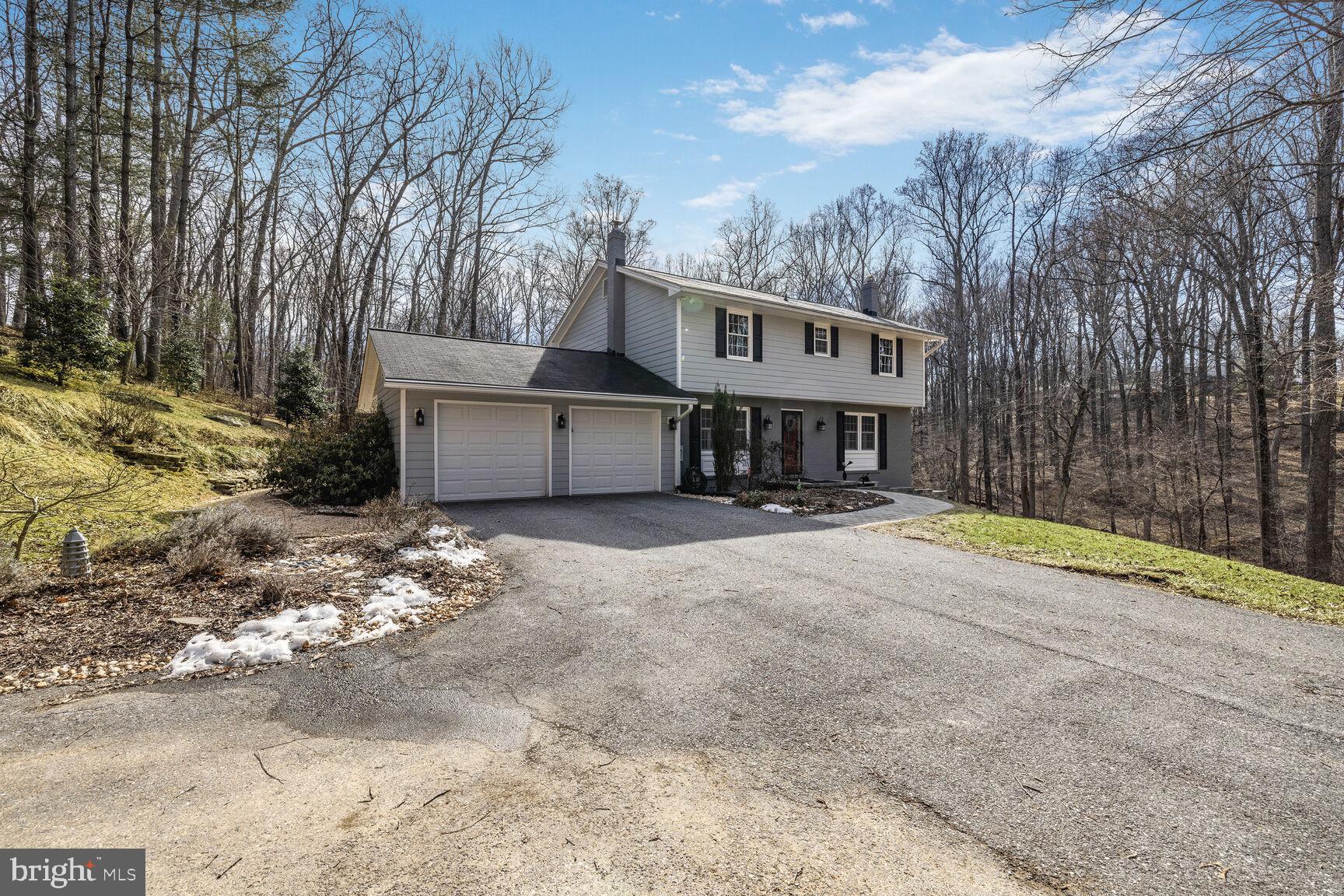 STRAWBRIDGE ESTATES - Residential