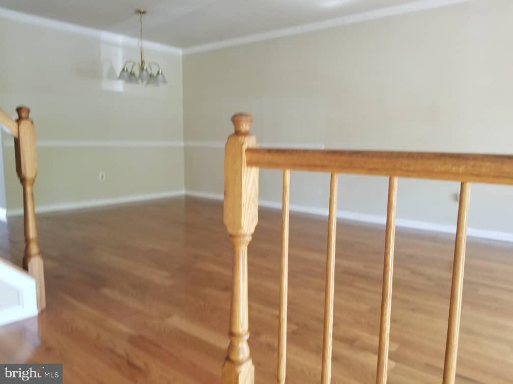 SEVEN OAKS - Residential Lease