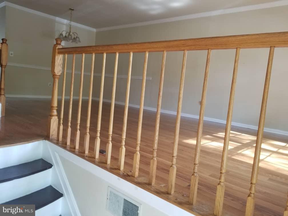 SEVEN OAKS - Residential Lease