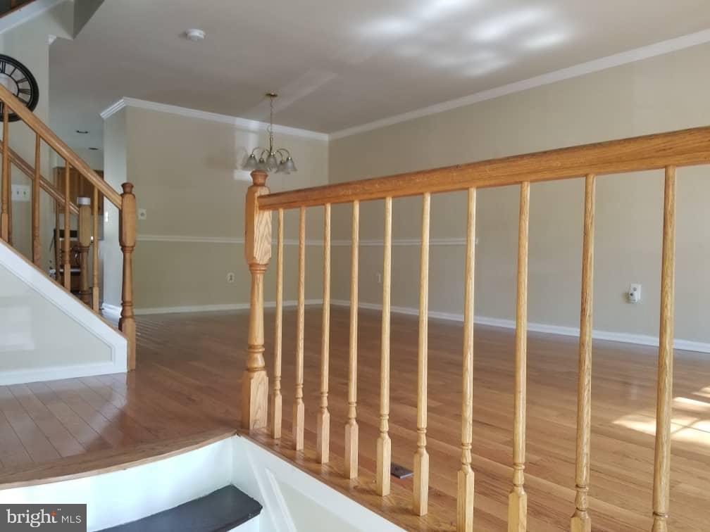 SEVEN OAKS - Residential Lease