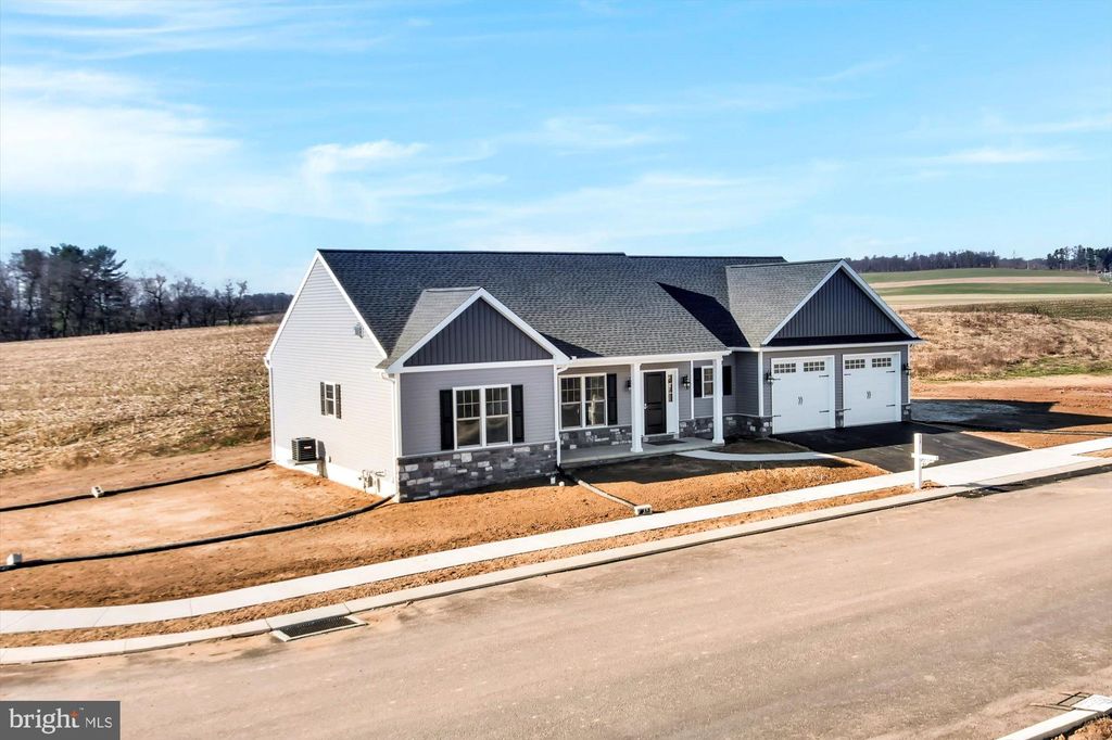 Photo of 115 STONEYBROOK LN, ELIZABETHTOWN, PA 17022 (MLS # PALA2024374)