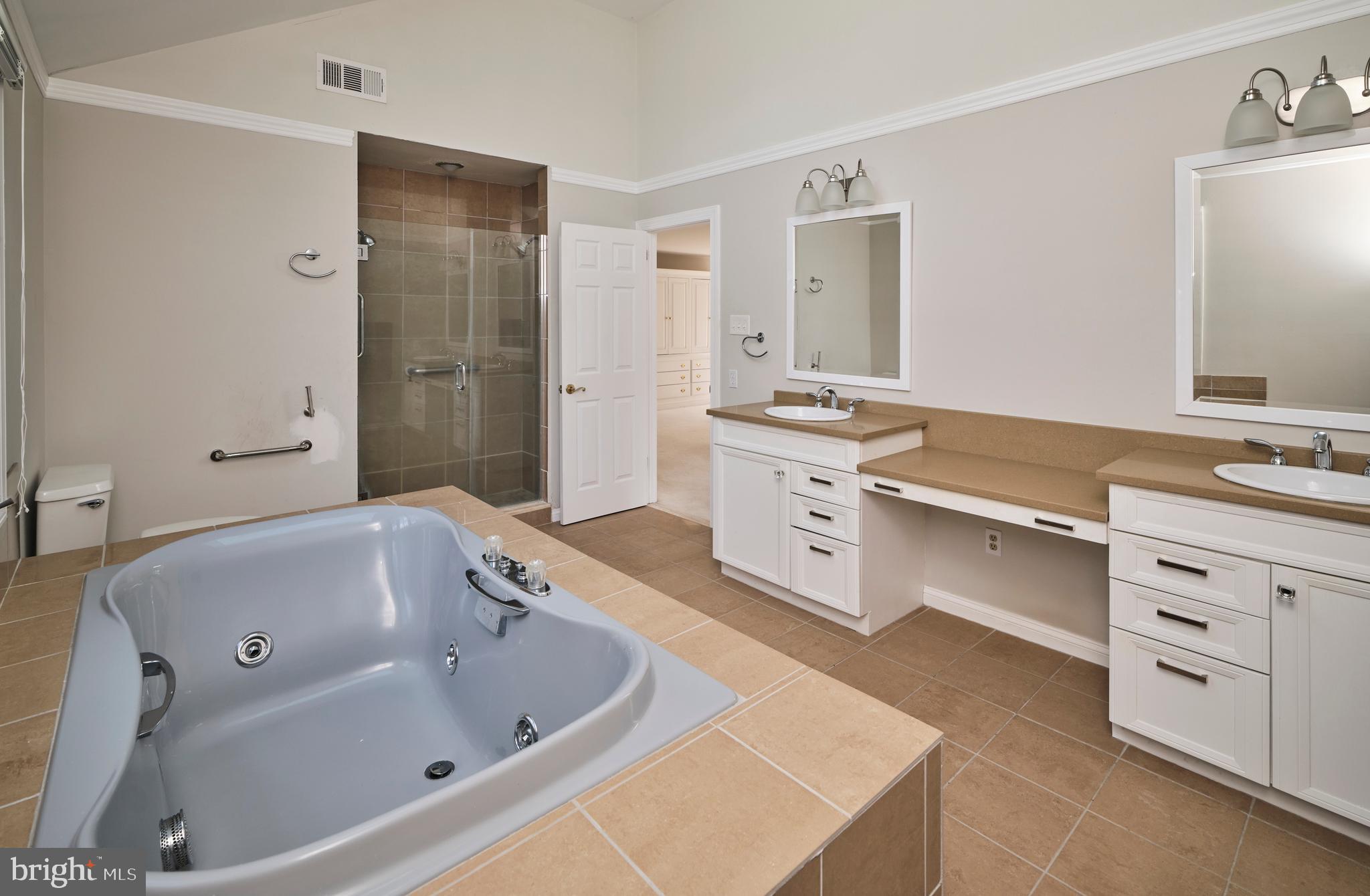 NON AVAILABLE - Residential