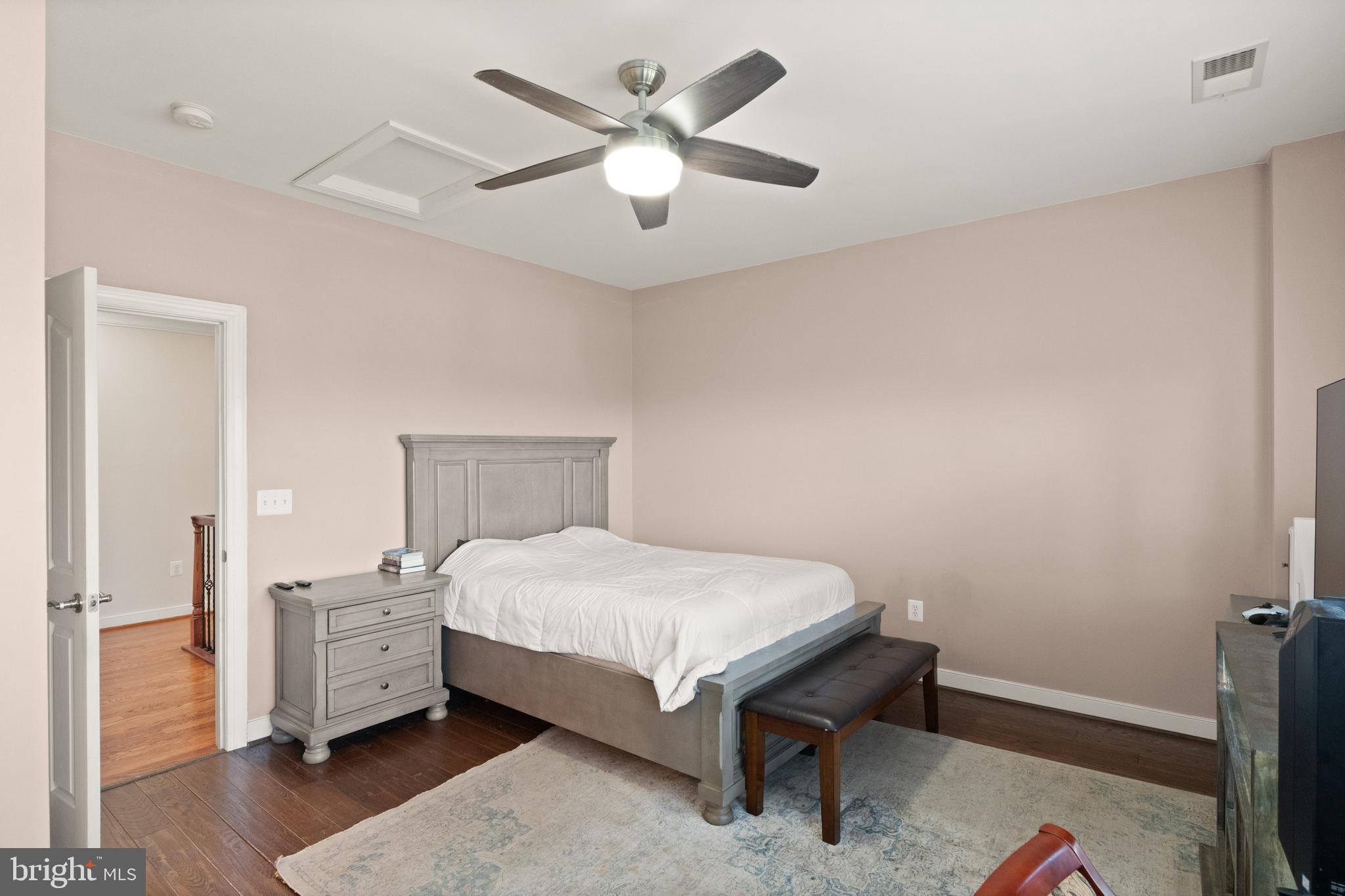 THE GLENS - Residential