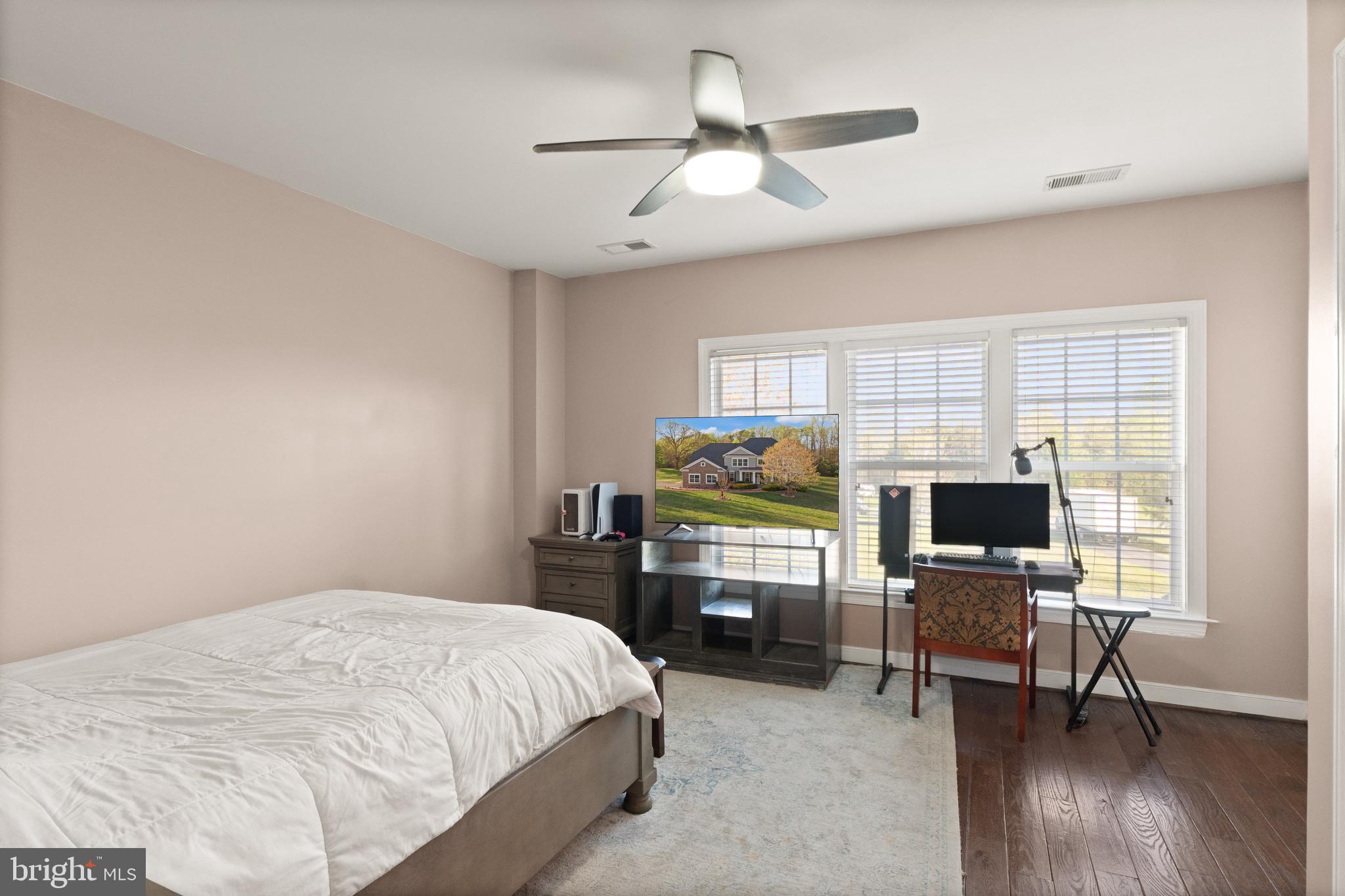 THE GLENS - Residential