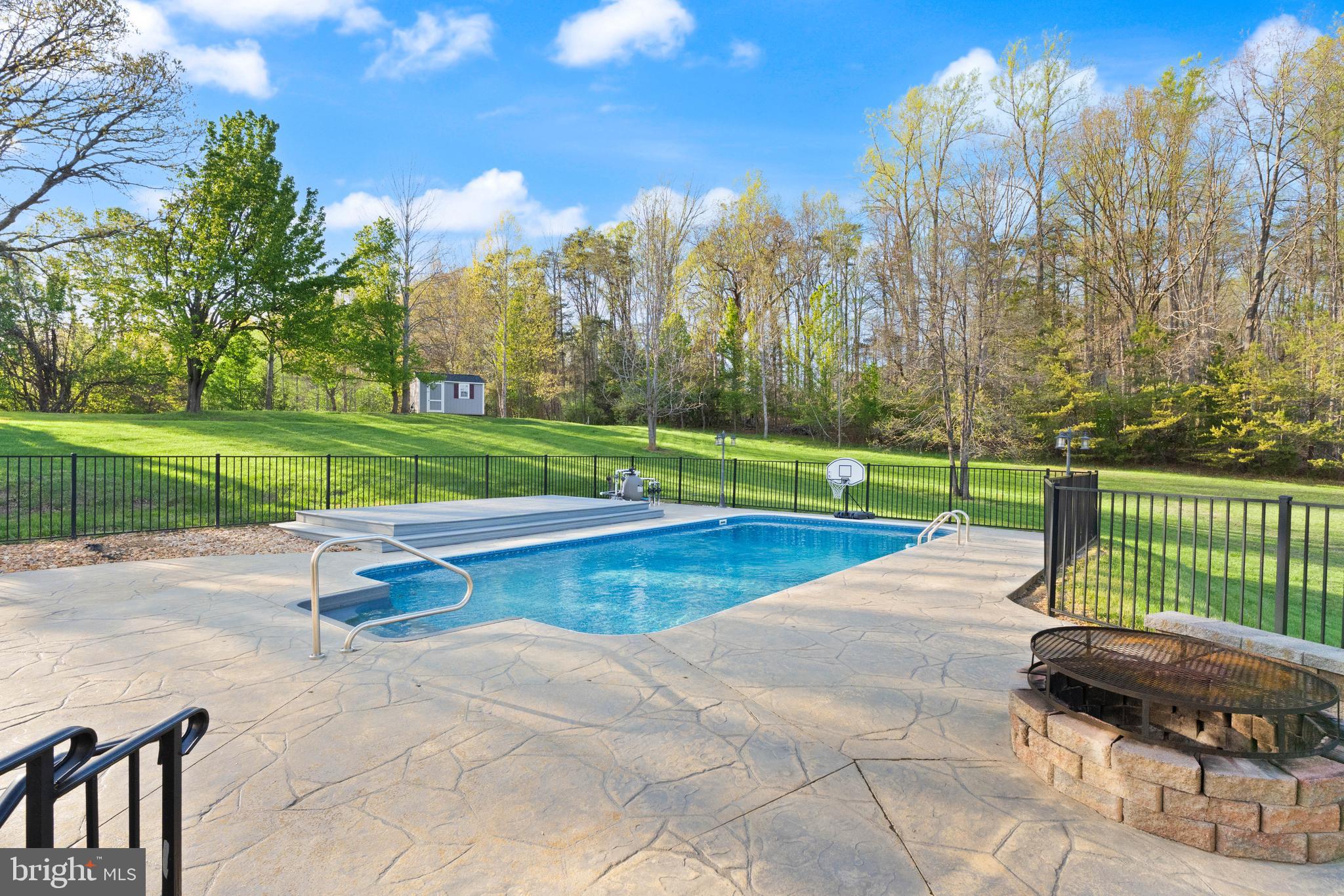 THE GLENS - Residential