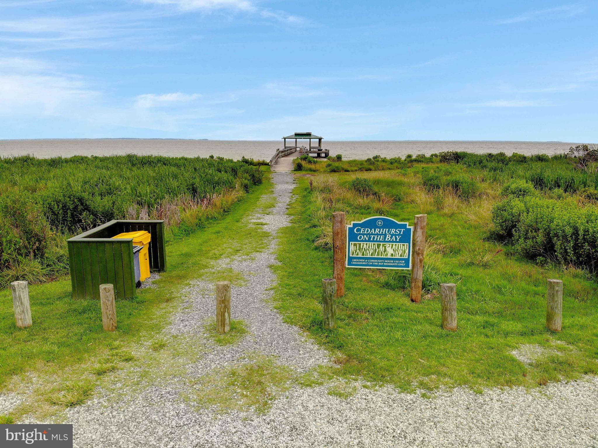 CEDARHURST ON THE BAY - Residential
