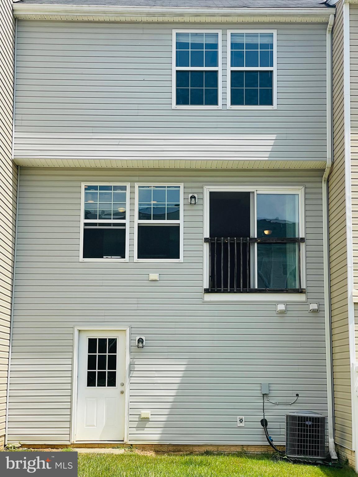 LAKELAND PLACE - Residential