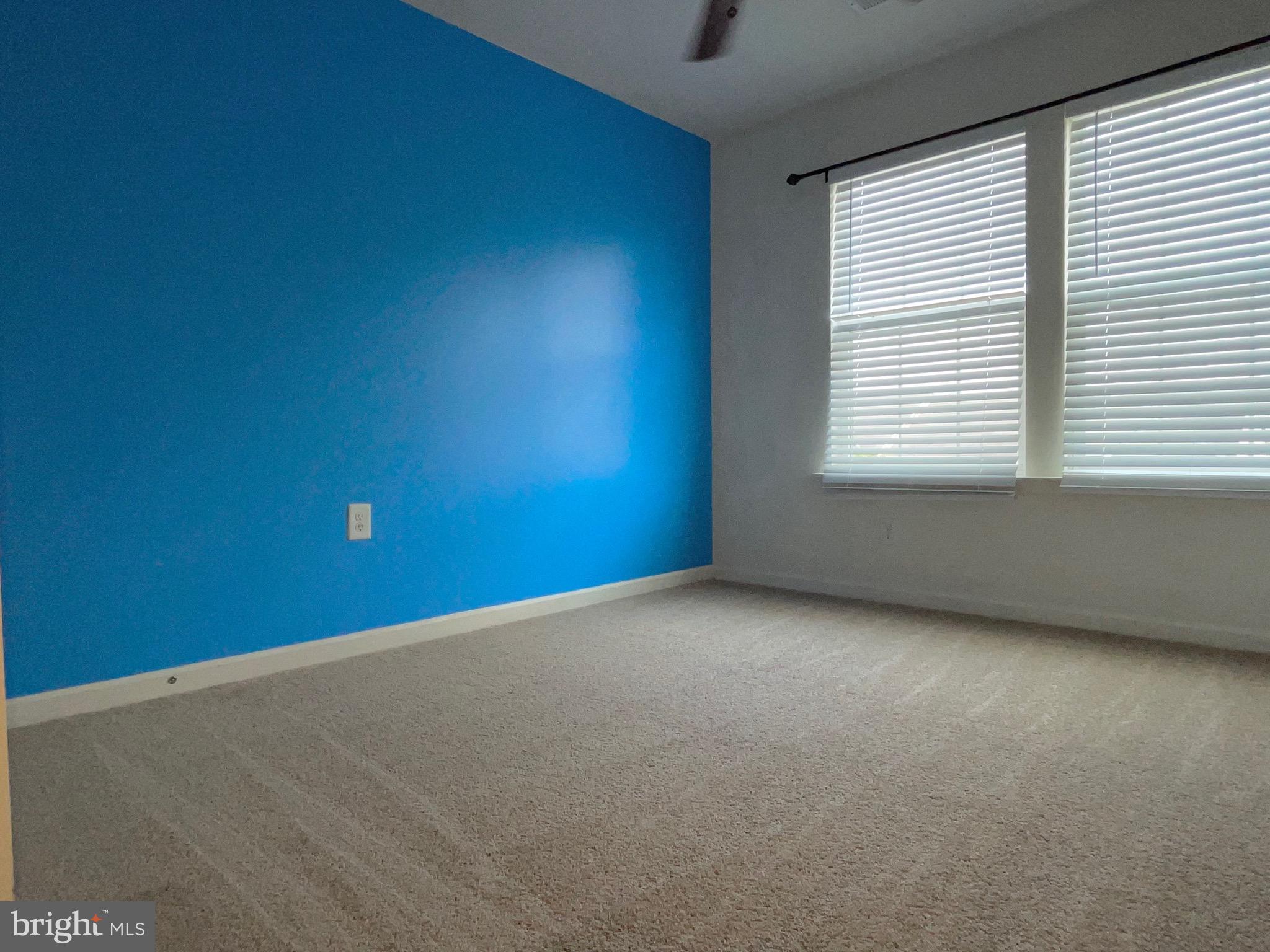 LAKELAND PLACE - Residential