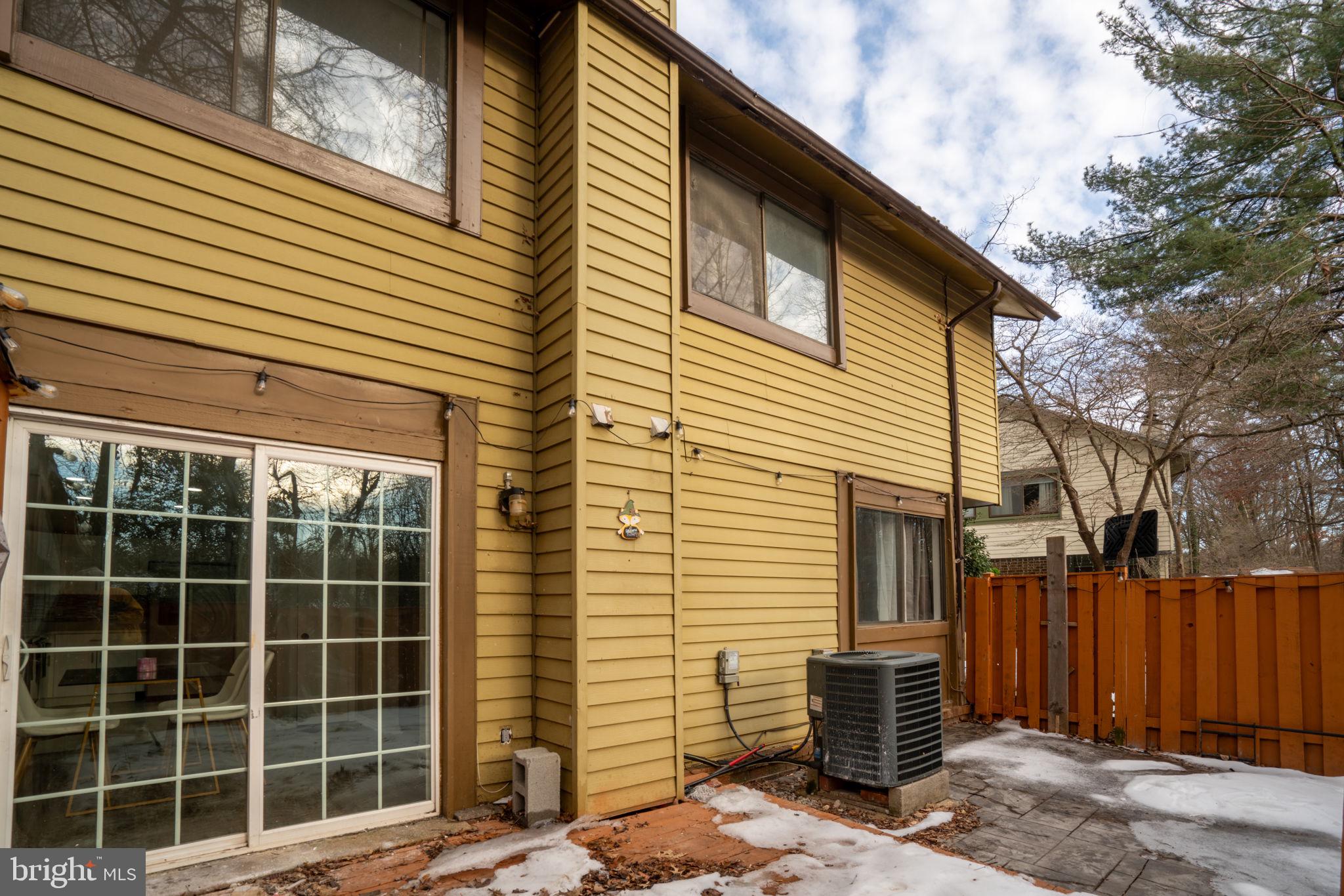 BURKE CENTRE - Residential