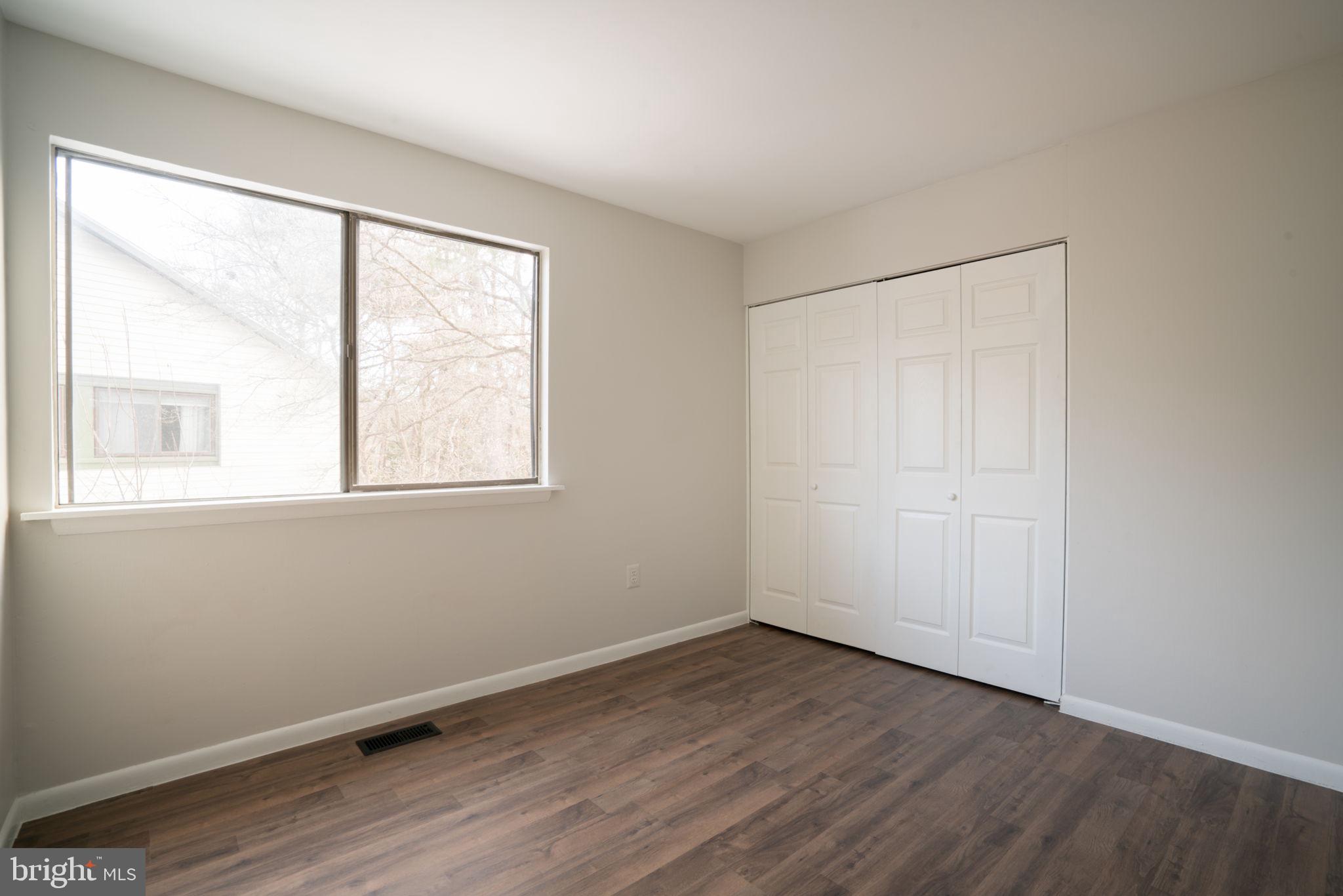 BURKE CENTRE - Residential