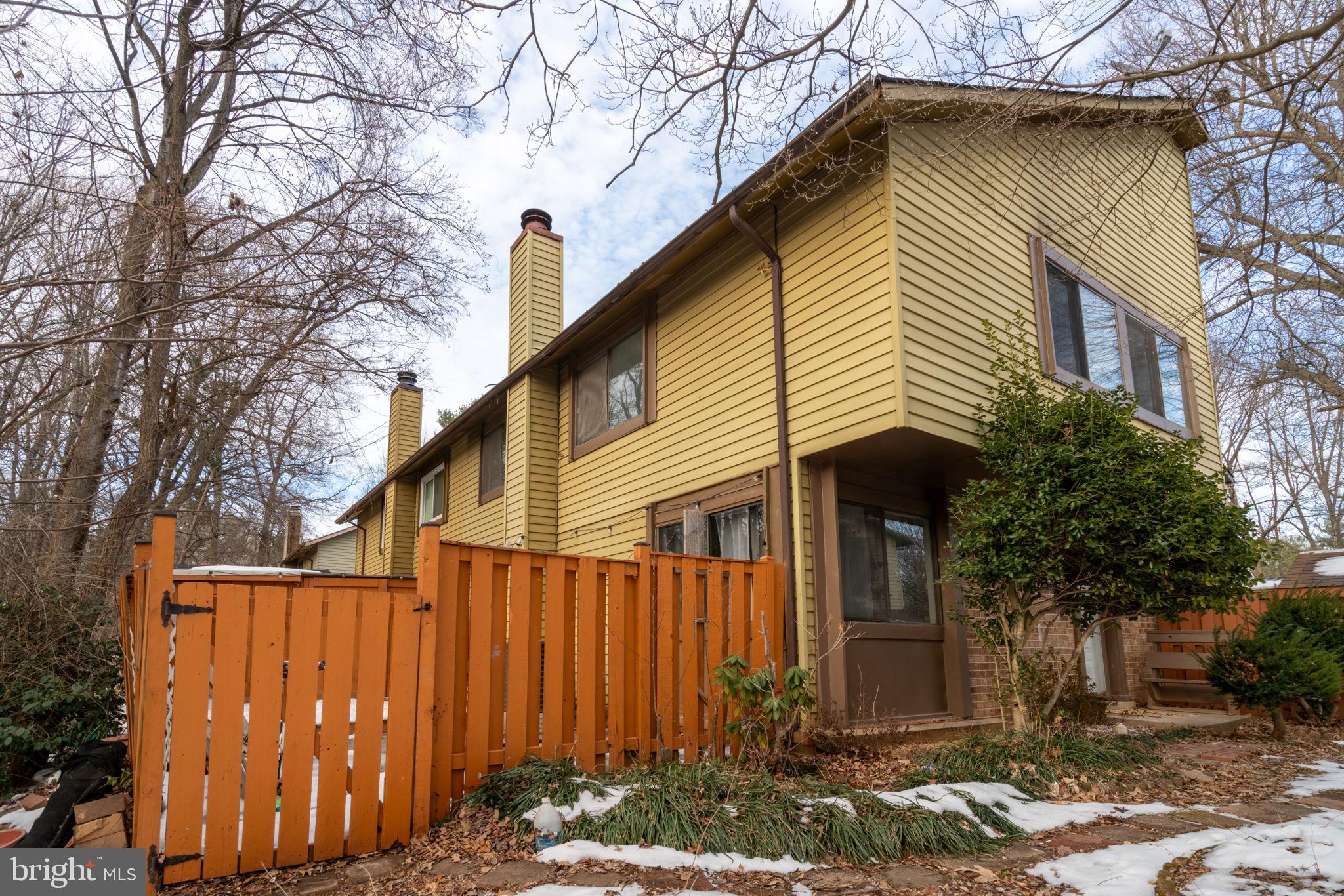 BURKE CENTRE - Residential