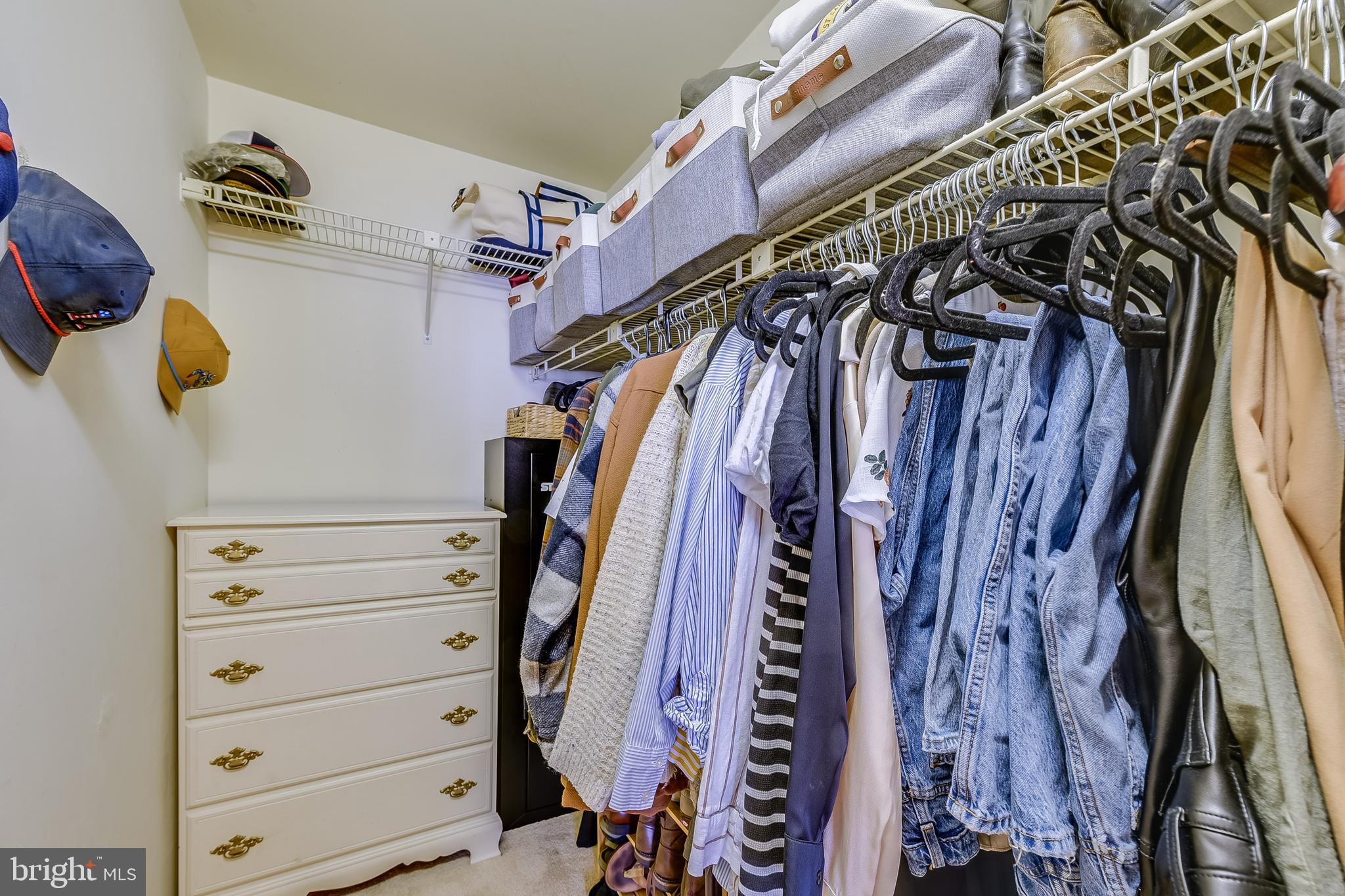 RIVERSIDE - Residential