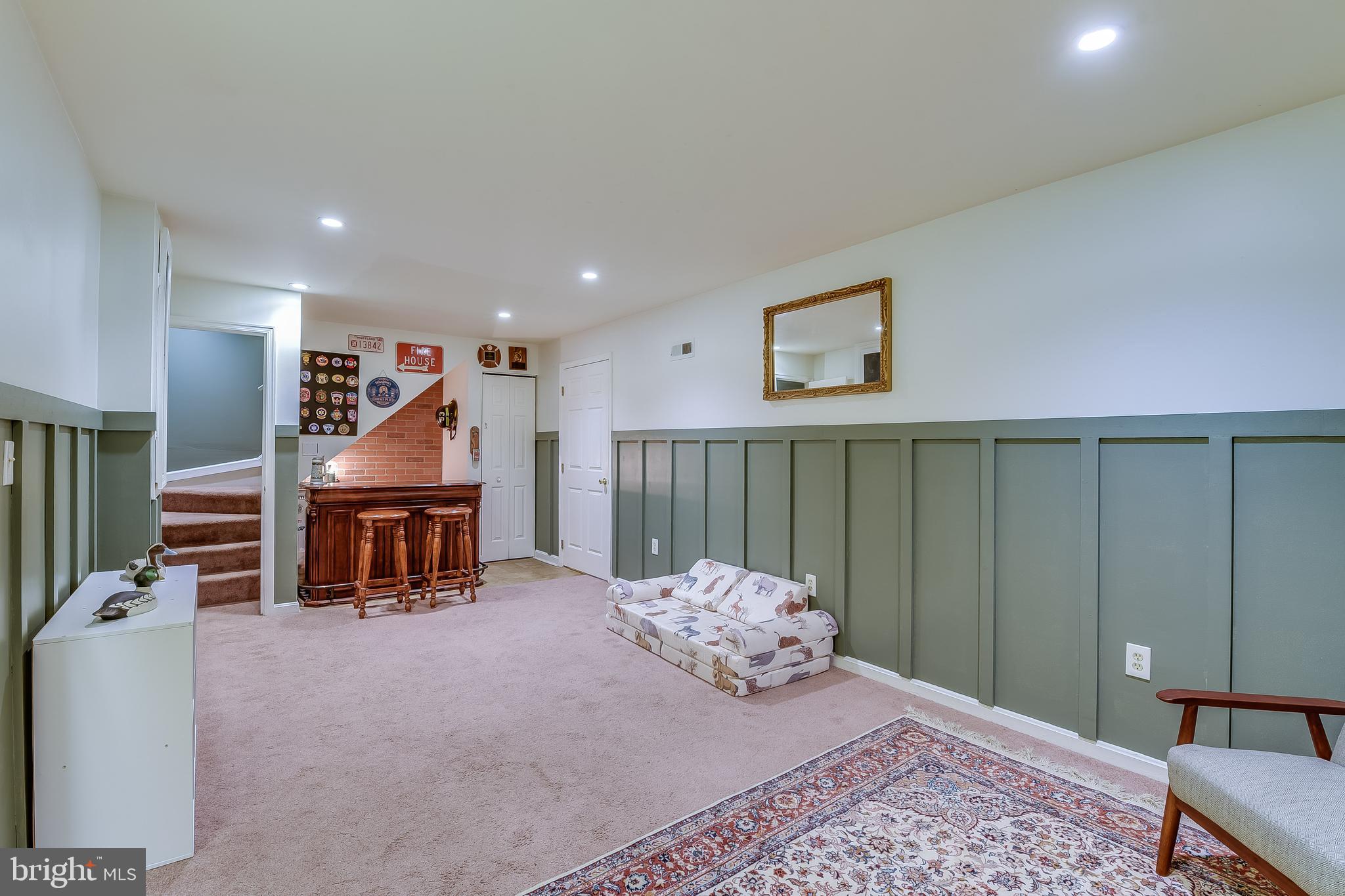 RIVERSIDE - Residential