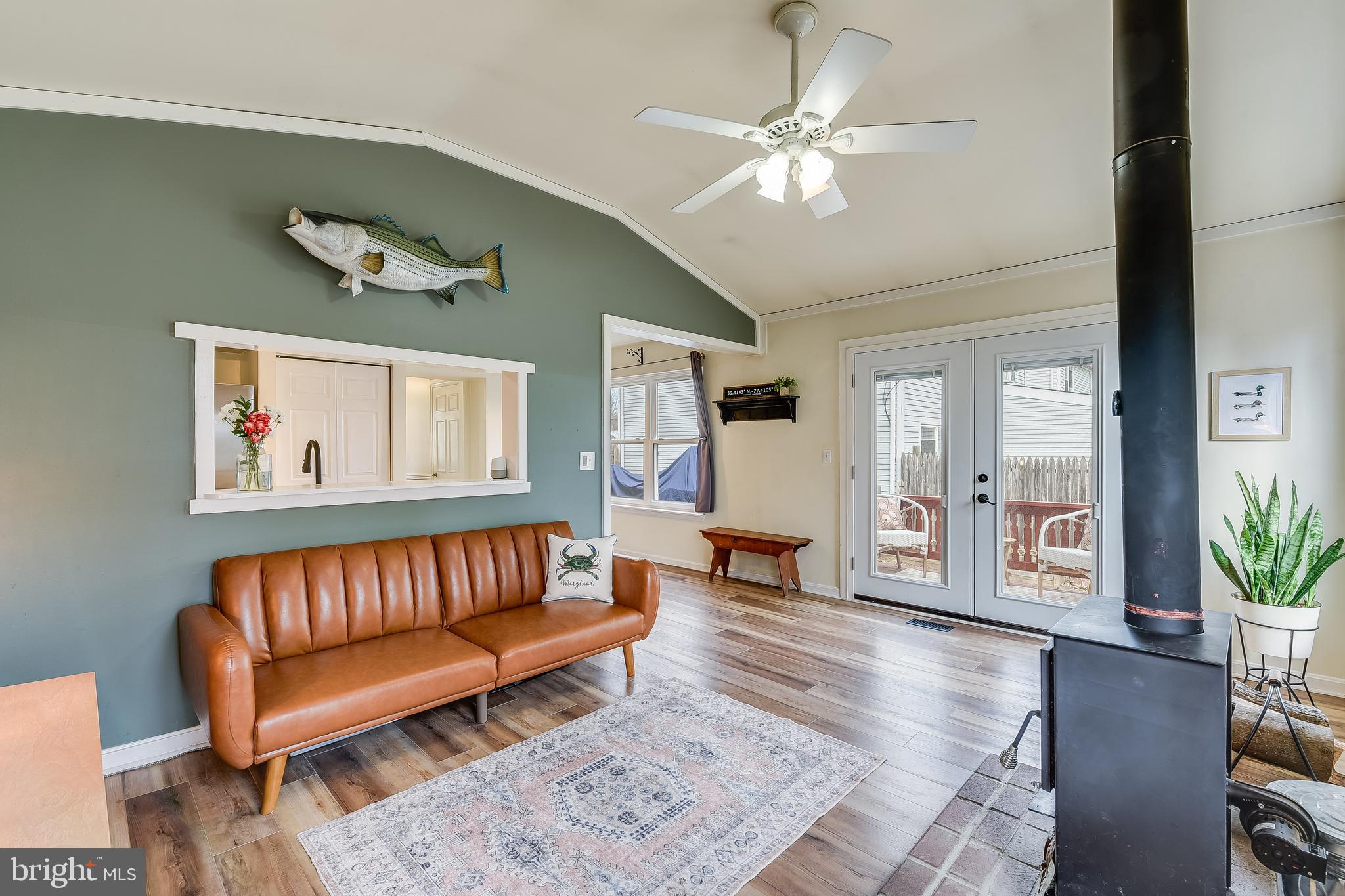 RIVERSIDE - Residential