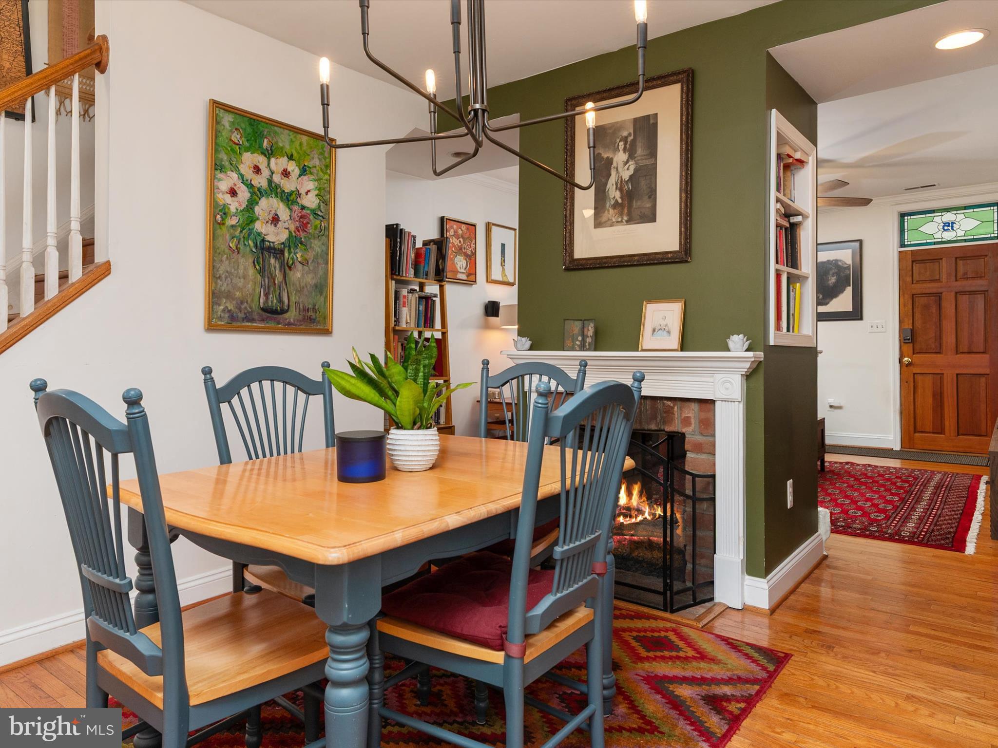 MURRAY HILL - Residential