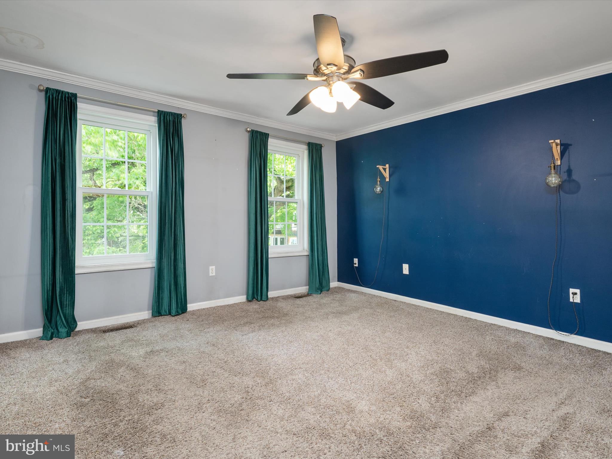 MURRAY HILL - Residential