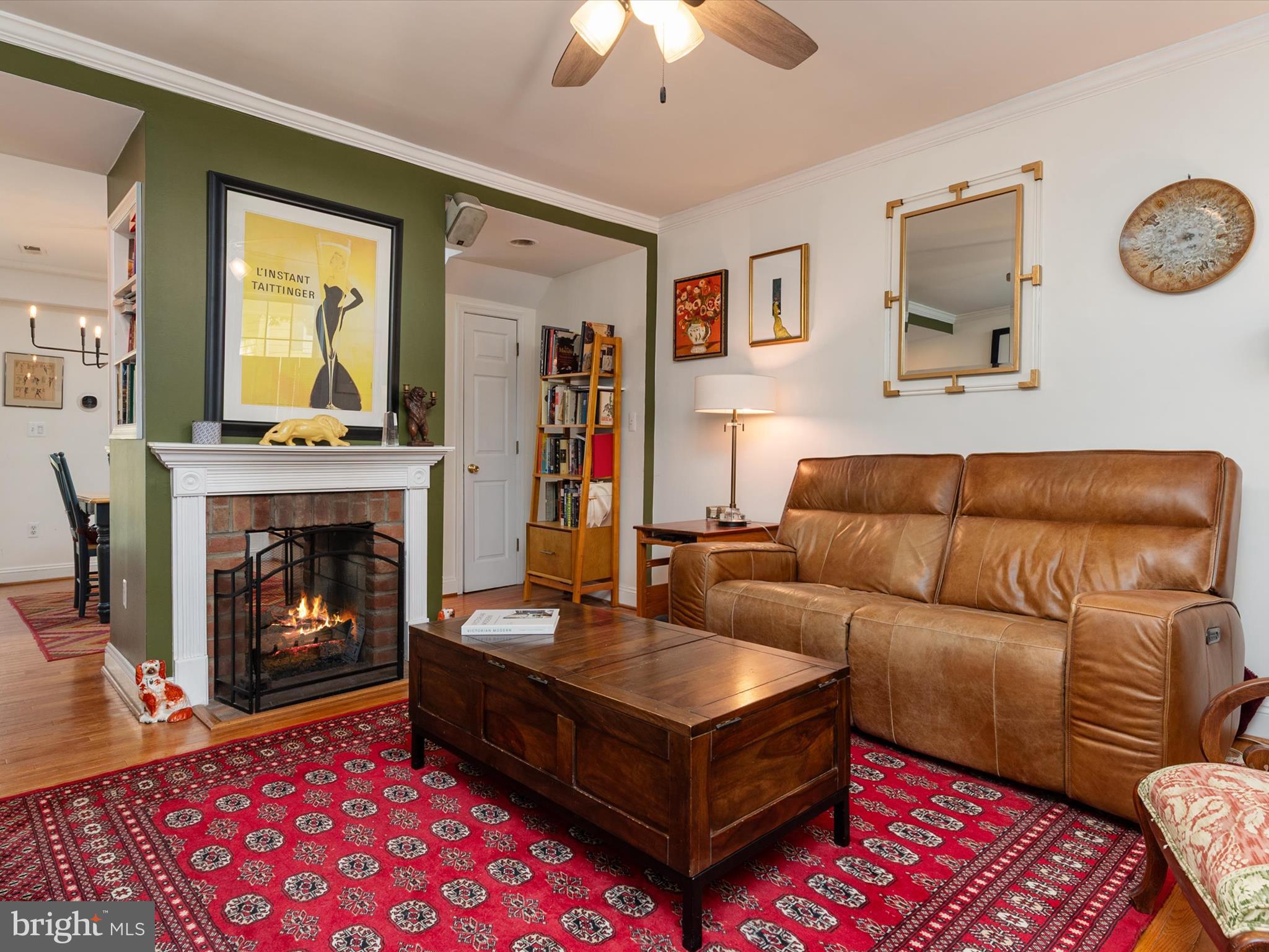 MURRAY HILL - Residential