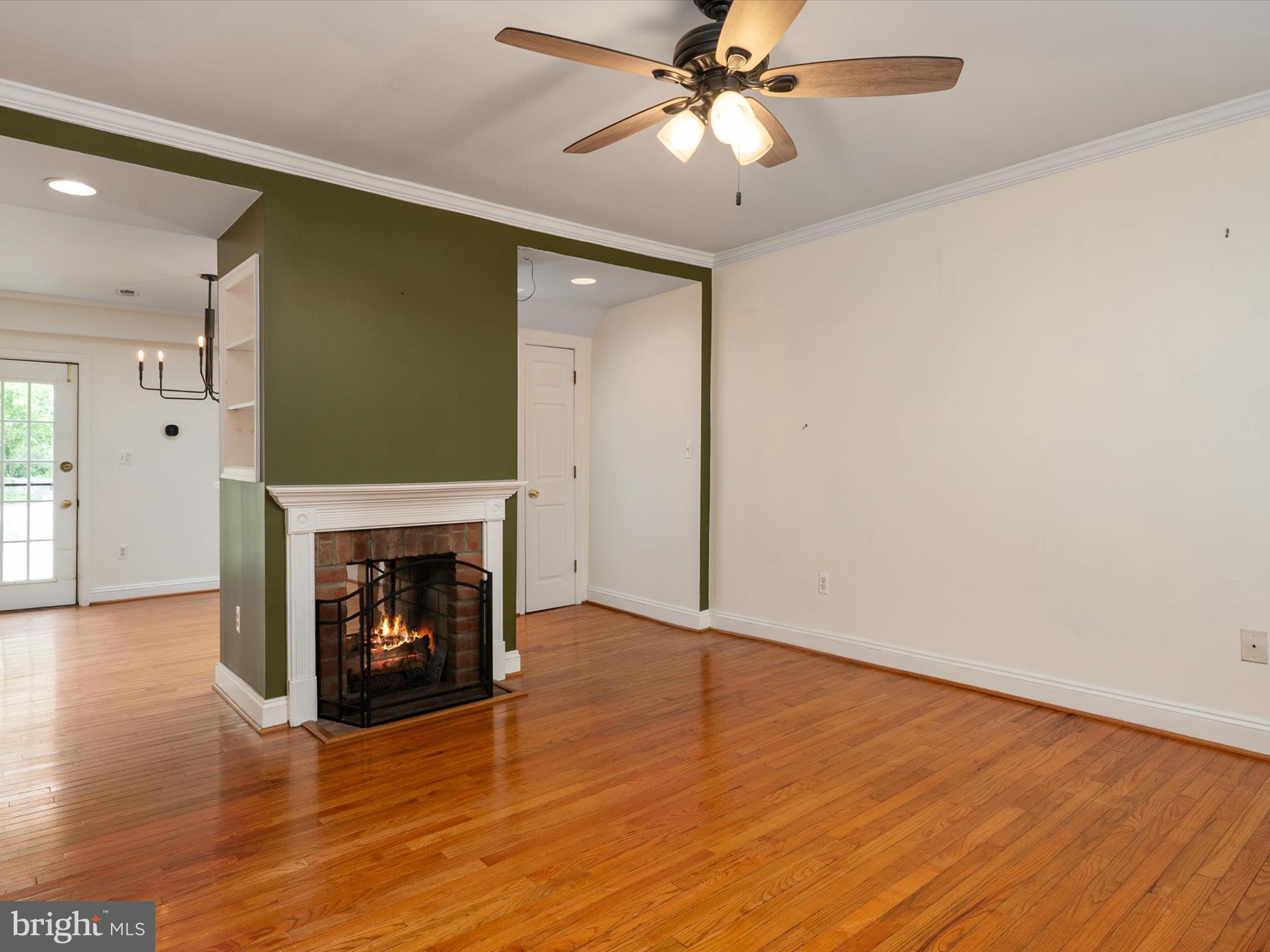 MURRAY HILL - Residential