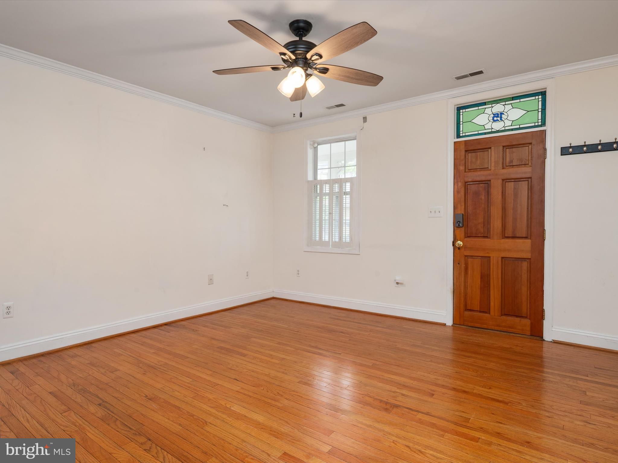 MURRAY HILL - Residential
