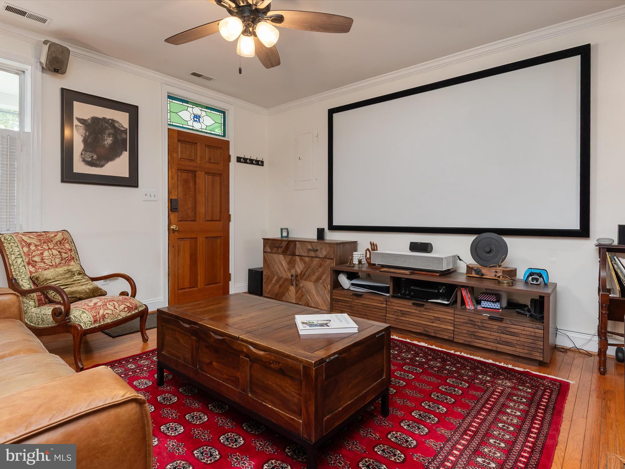 MURRAY HILL - Residential