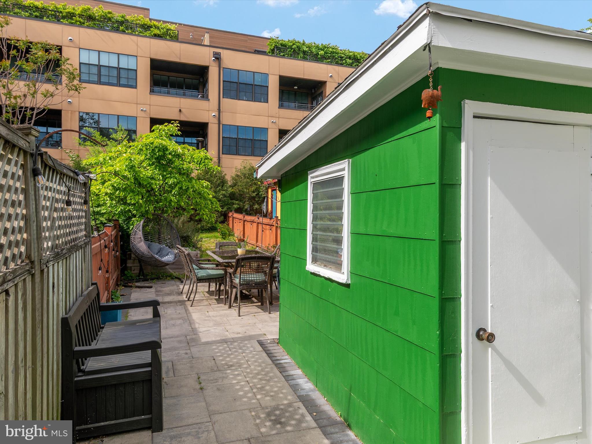MURRAY HILL - Residential