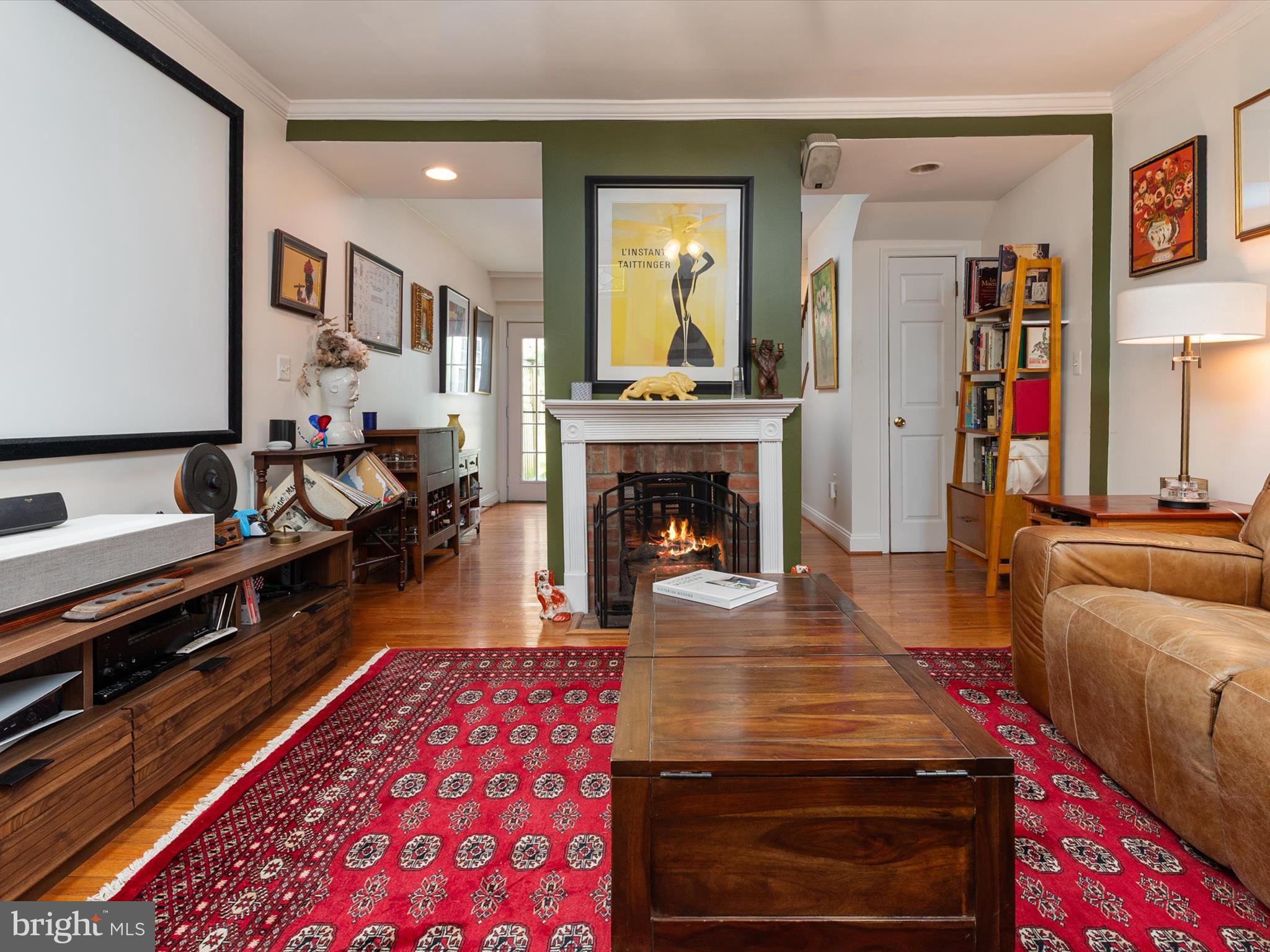 MURRAY HILL - Residential