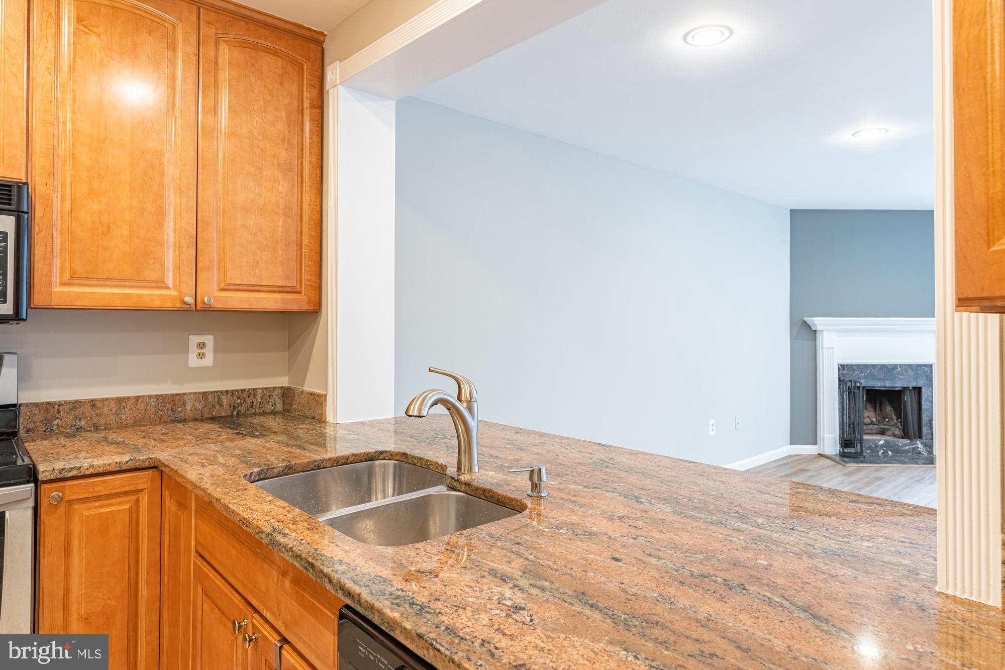 SOUTHAMPTON - Residential Lease