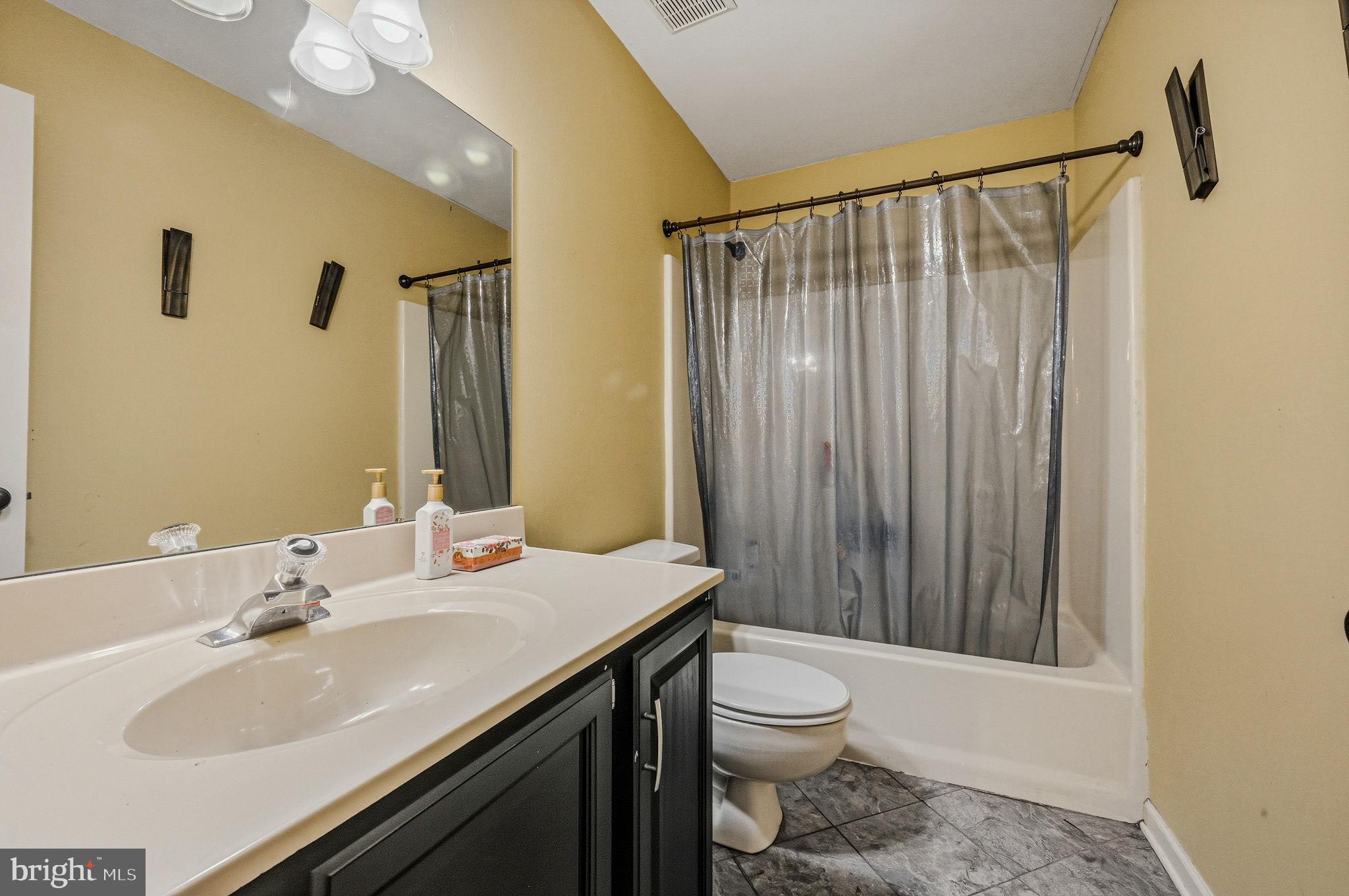 SULLIVAN STATION - Residential