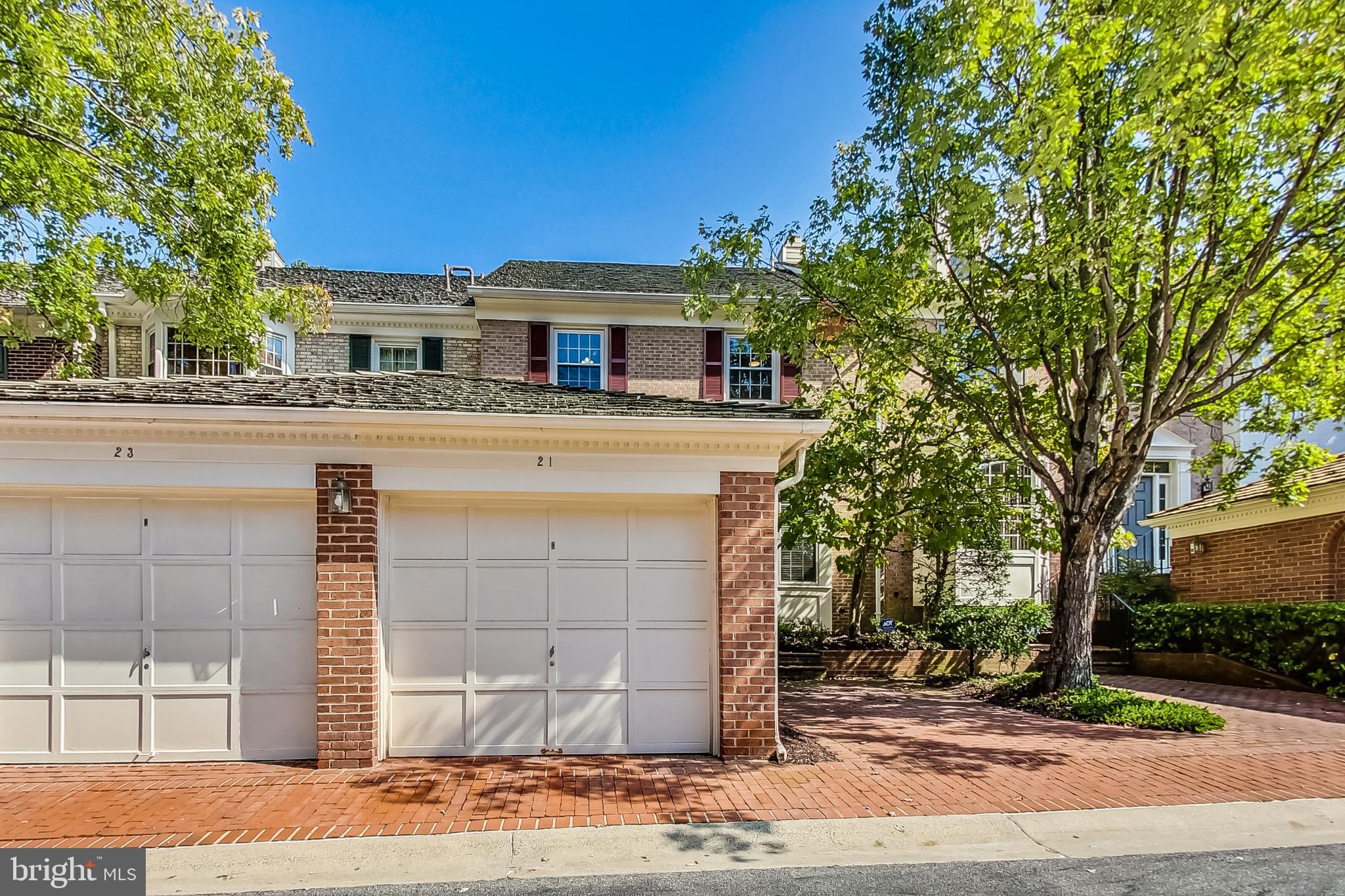 ALTA VISTA - Residential