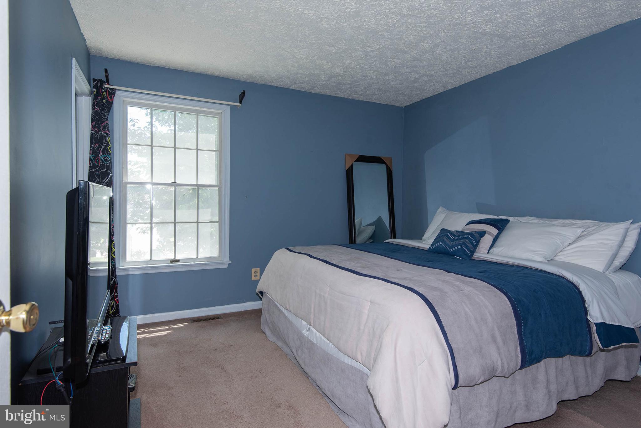 DELMONT STATION - Residential