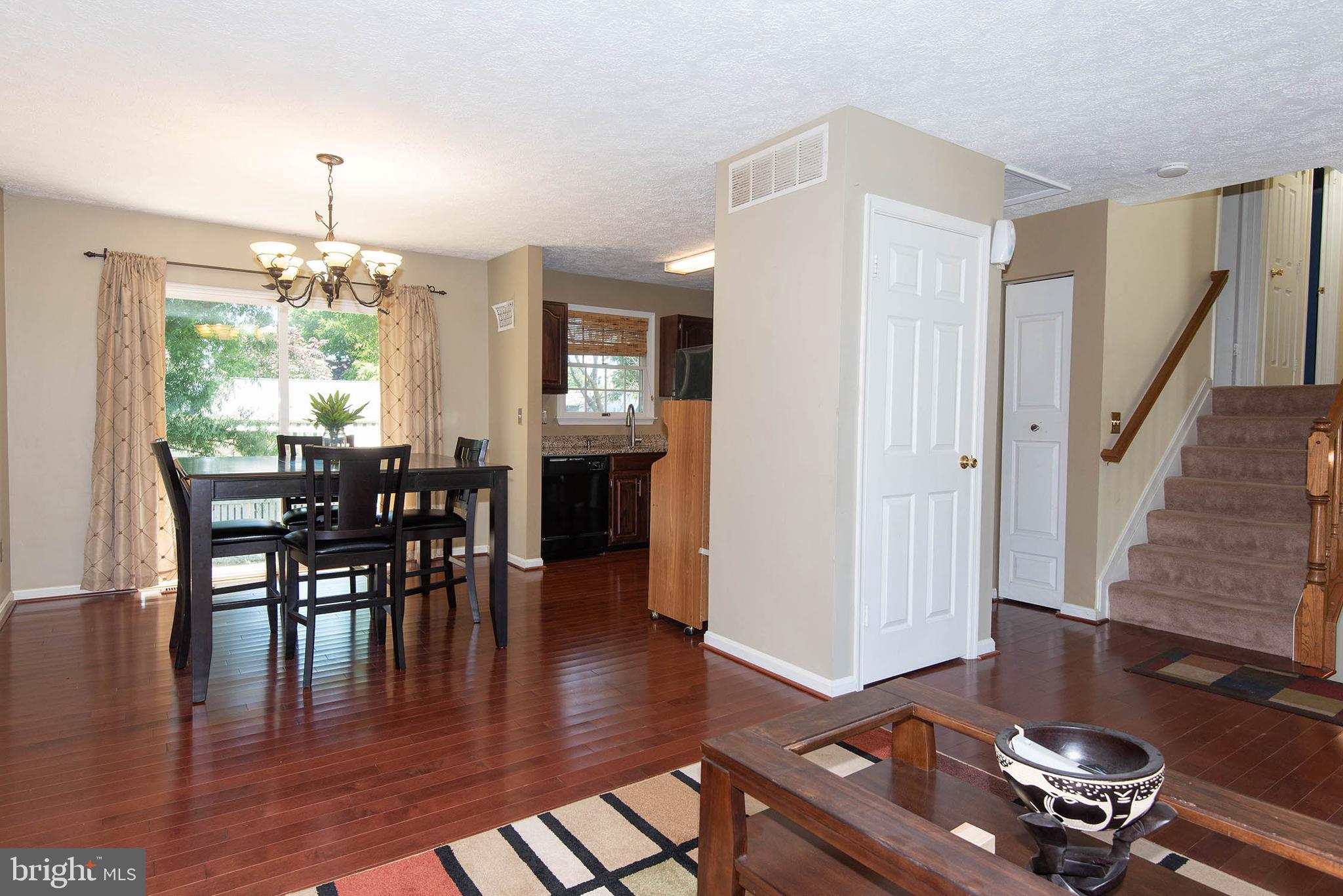 DELMONT STATION - Residential