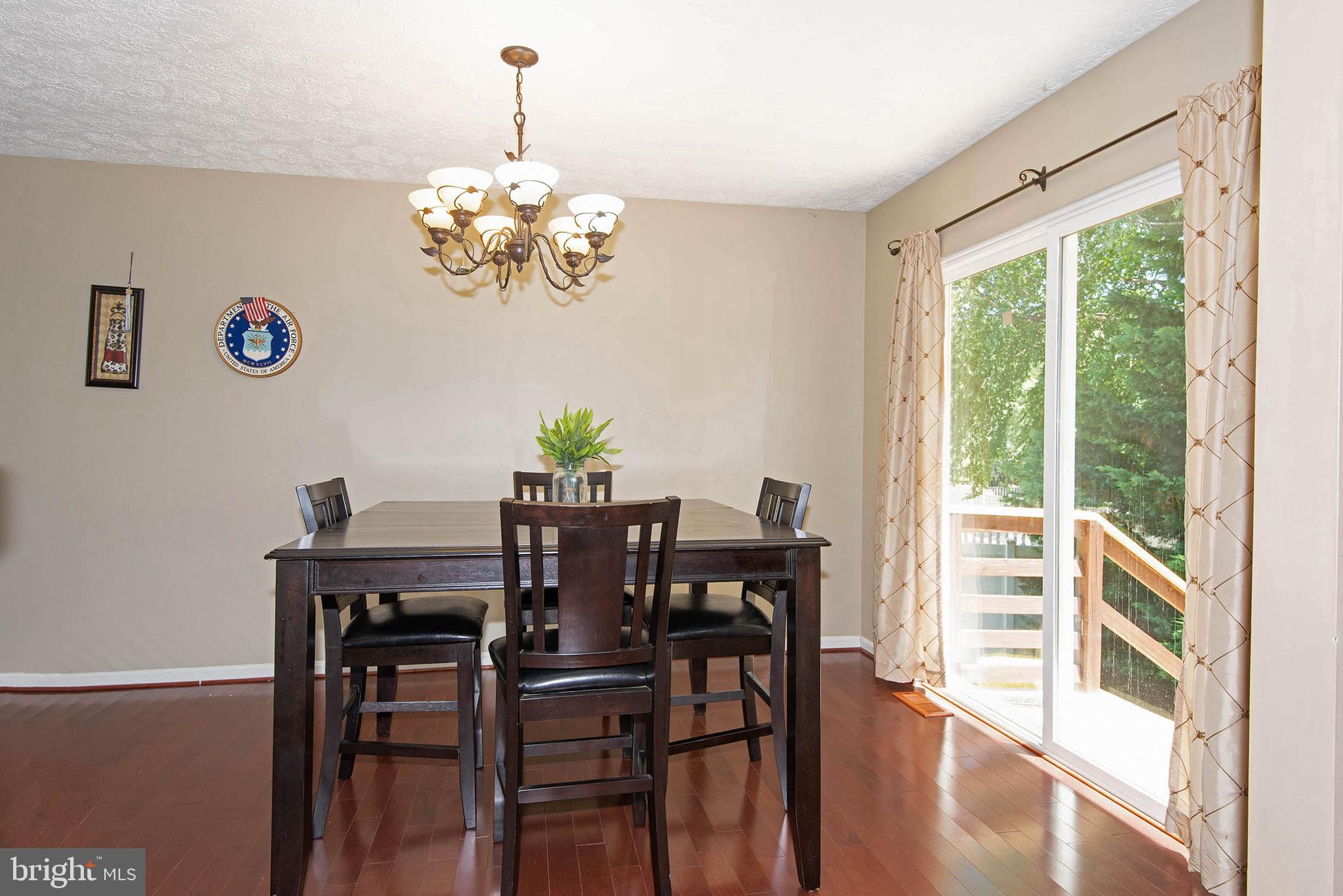 DELMONT STATION - Residential