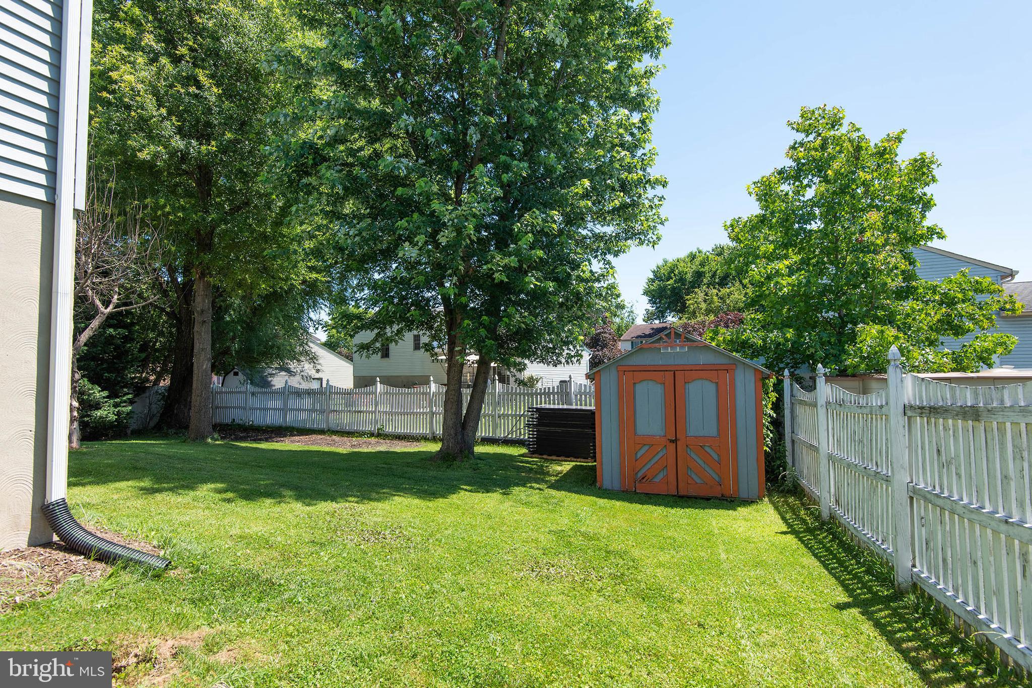 DELMONT STATION - Residential